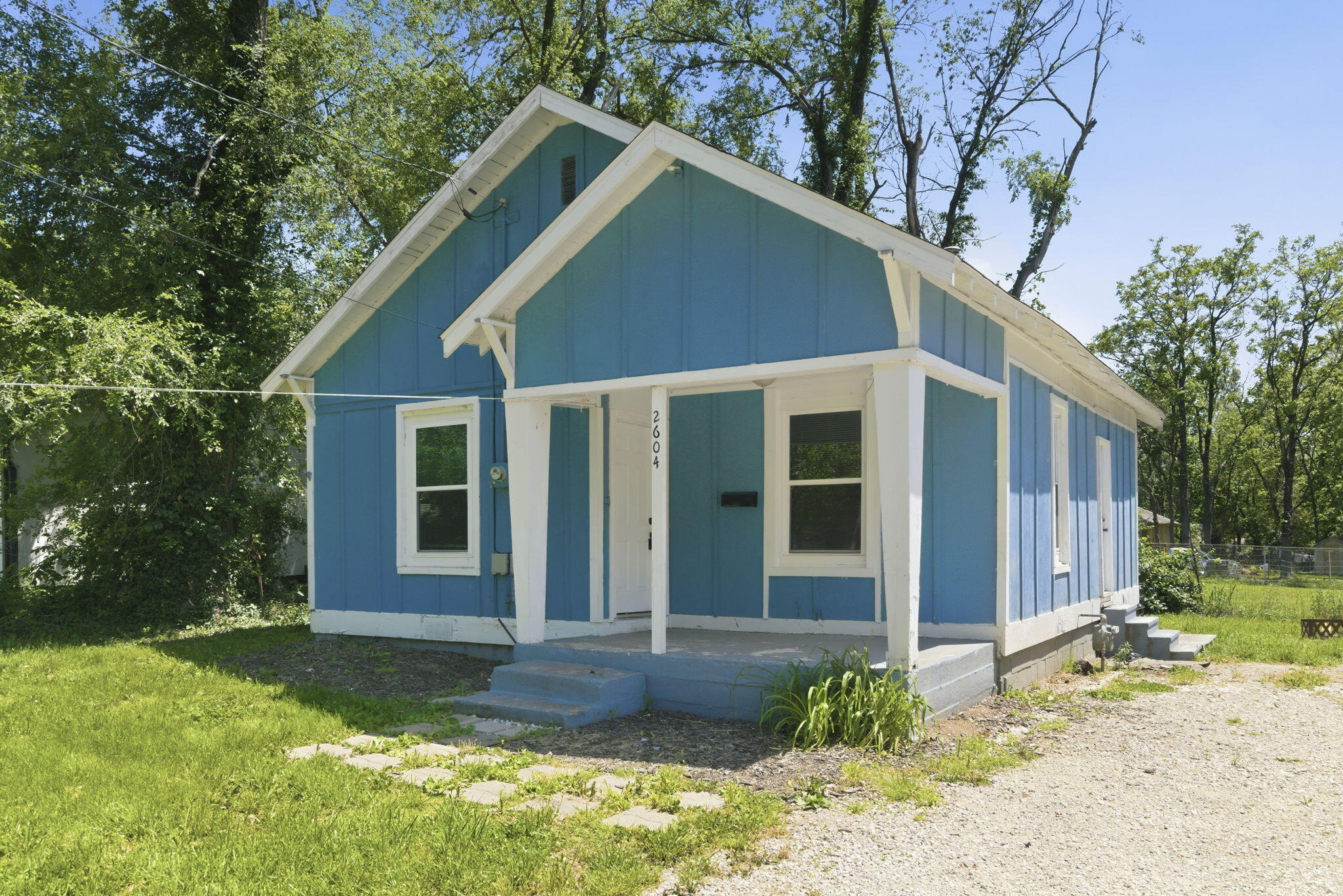 Photo 2 - Residential for sale – 2604 W Calhoun Street  Springfield, MO