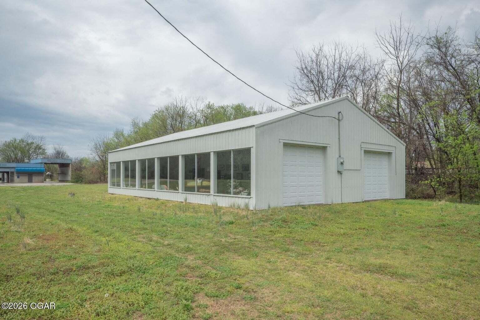 Photo 6 - Commercial Sale for sale – 419  Washington Avenue  Seneca, MO