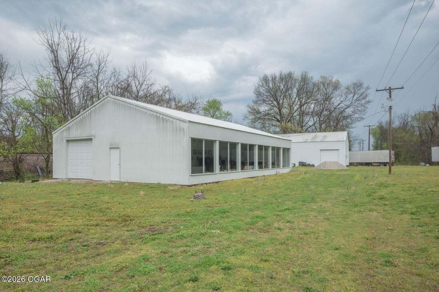 Photo 7 - Commercial Sale for sale – 419  Washington Avenue  Seneca, MO
