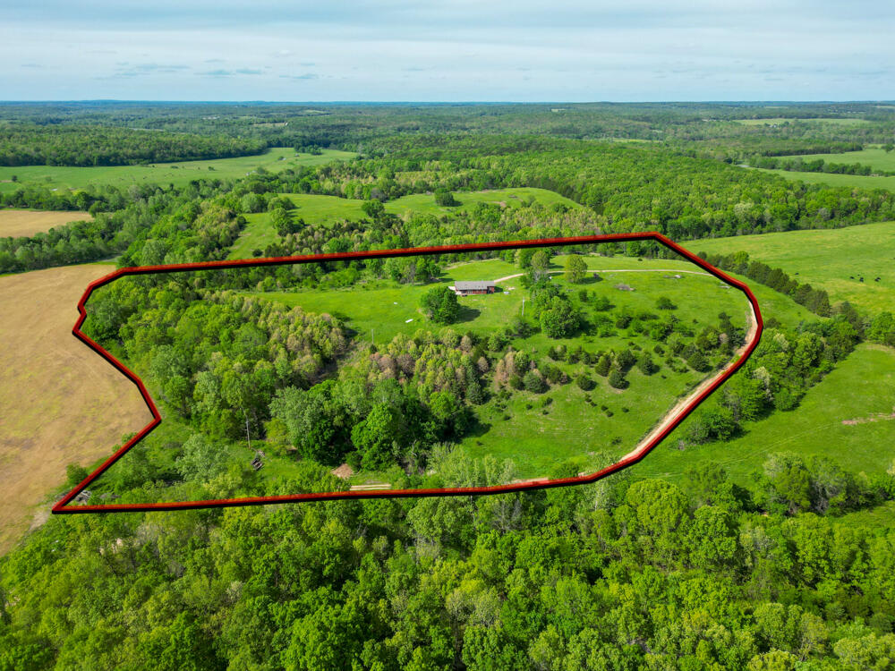 Photo 11 - Farm for sale – 304  Trappers Trail  Richland, MO