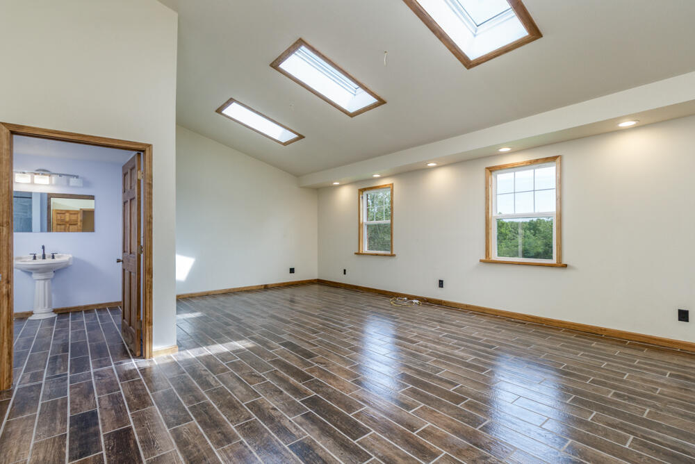 Photo 25 - Farm for sale – 304  Trappers Trail  Richland, MO