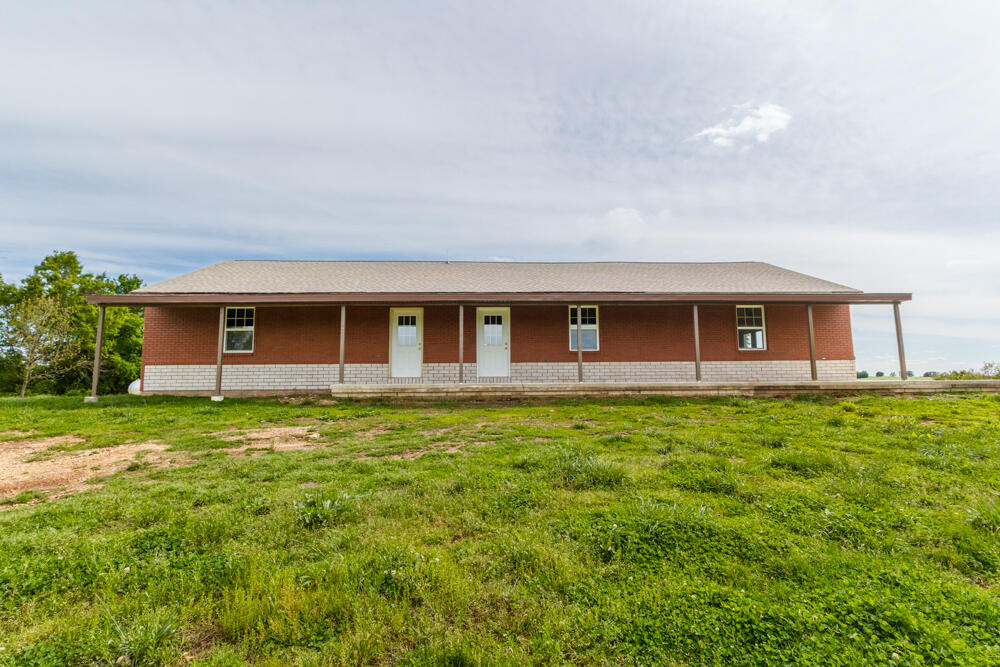 Farm for sale – 304  Trappers Trail  Richland, MO