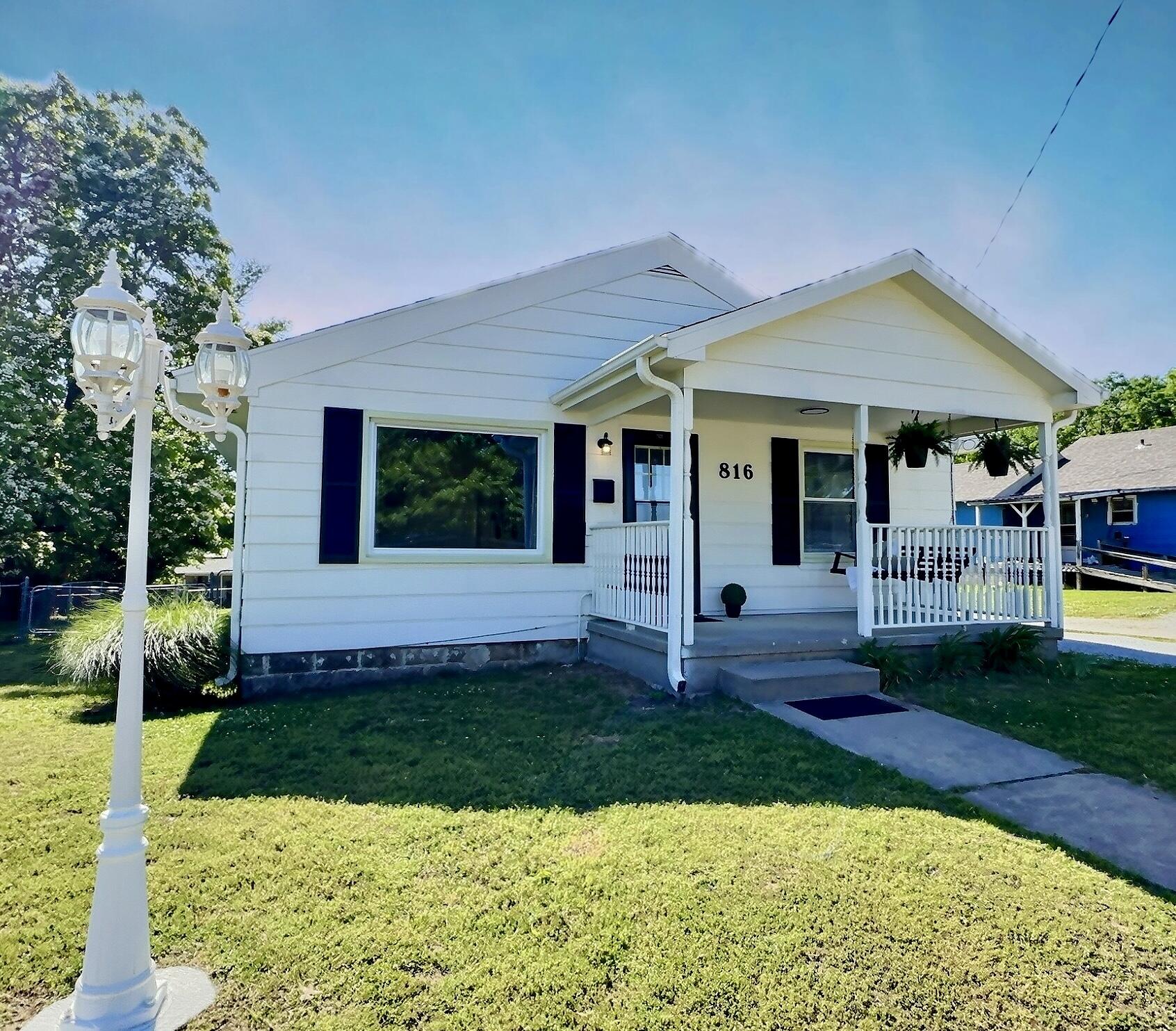 Residential for sale – 816 S College Street  Nevada, MO