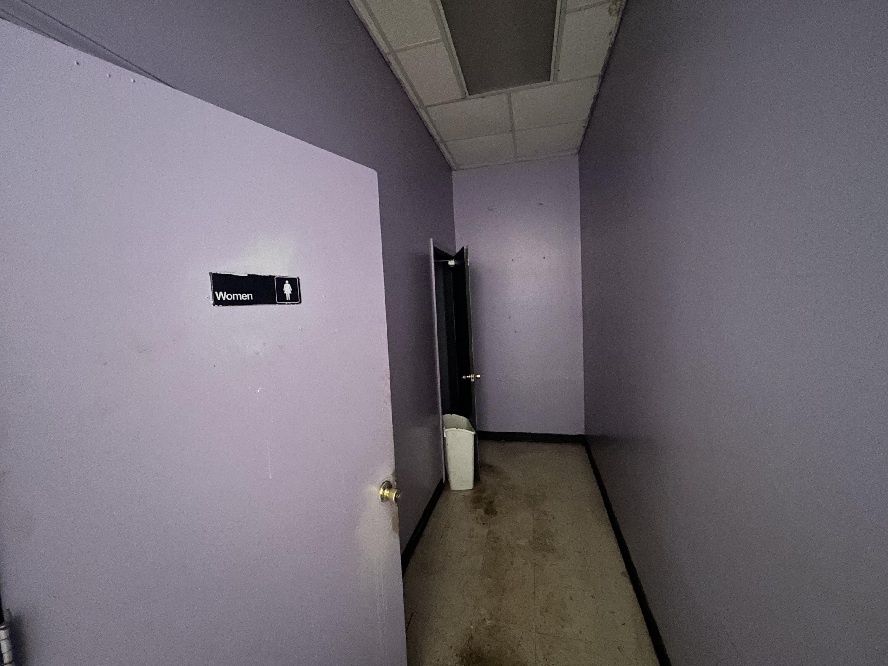 Photo 5 - Commercial Lease for sale – 1913 A W Broadway Street  Bolivar, MO