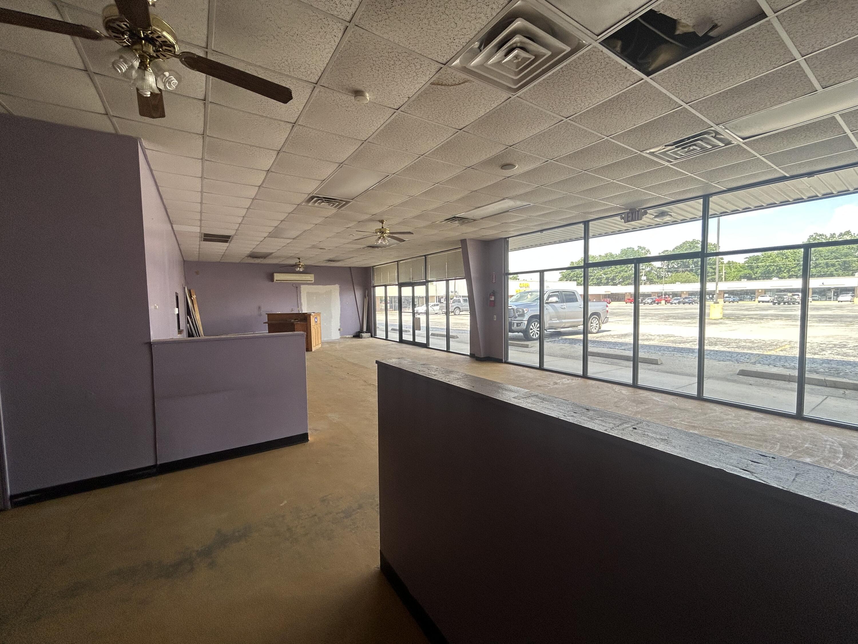 Photo 7 - Commercial Lease for sale – 1913 A W Broadway Street  Bolivar, MO