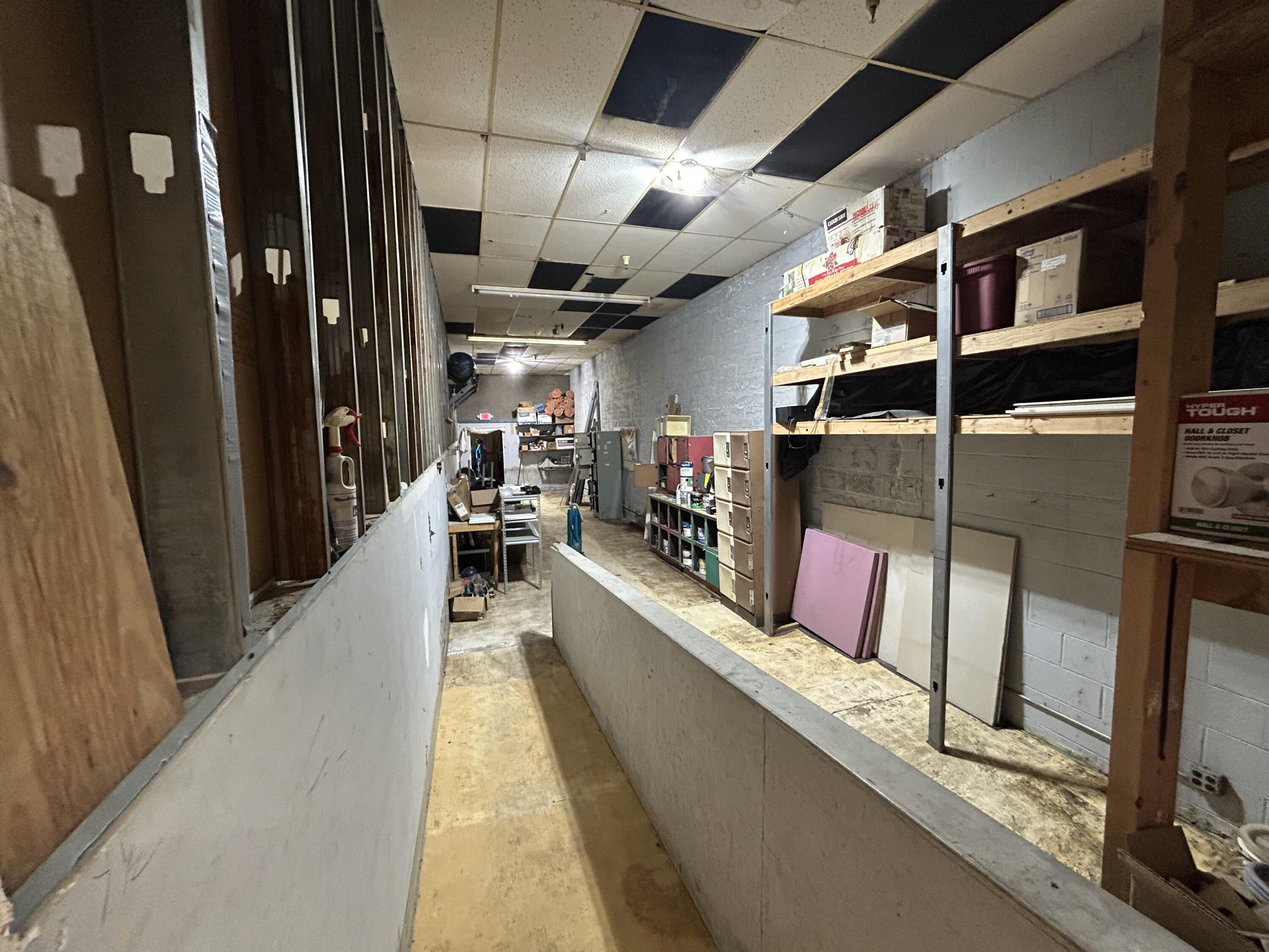 Photo 14 - Commercial Lease for sale – 1827 W Broadway Street  Bolivar, MO