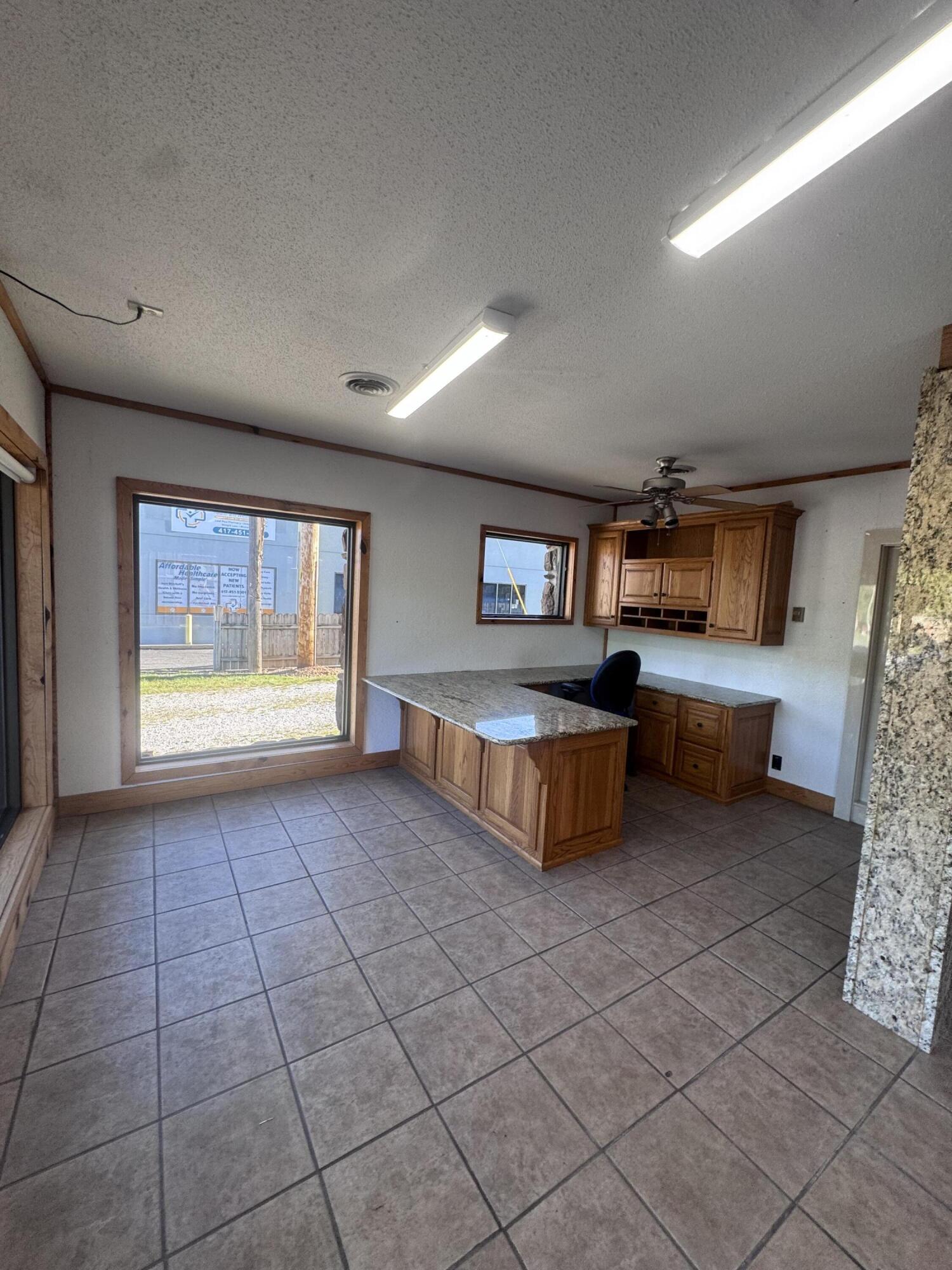 Photo 7 - Commercial Sale for sale – 729 S Neosho Boulevard  Neosho, MO