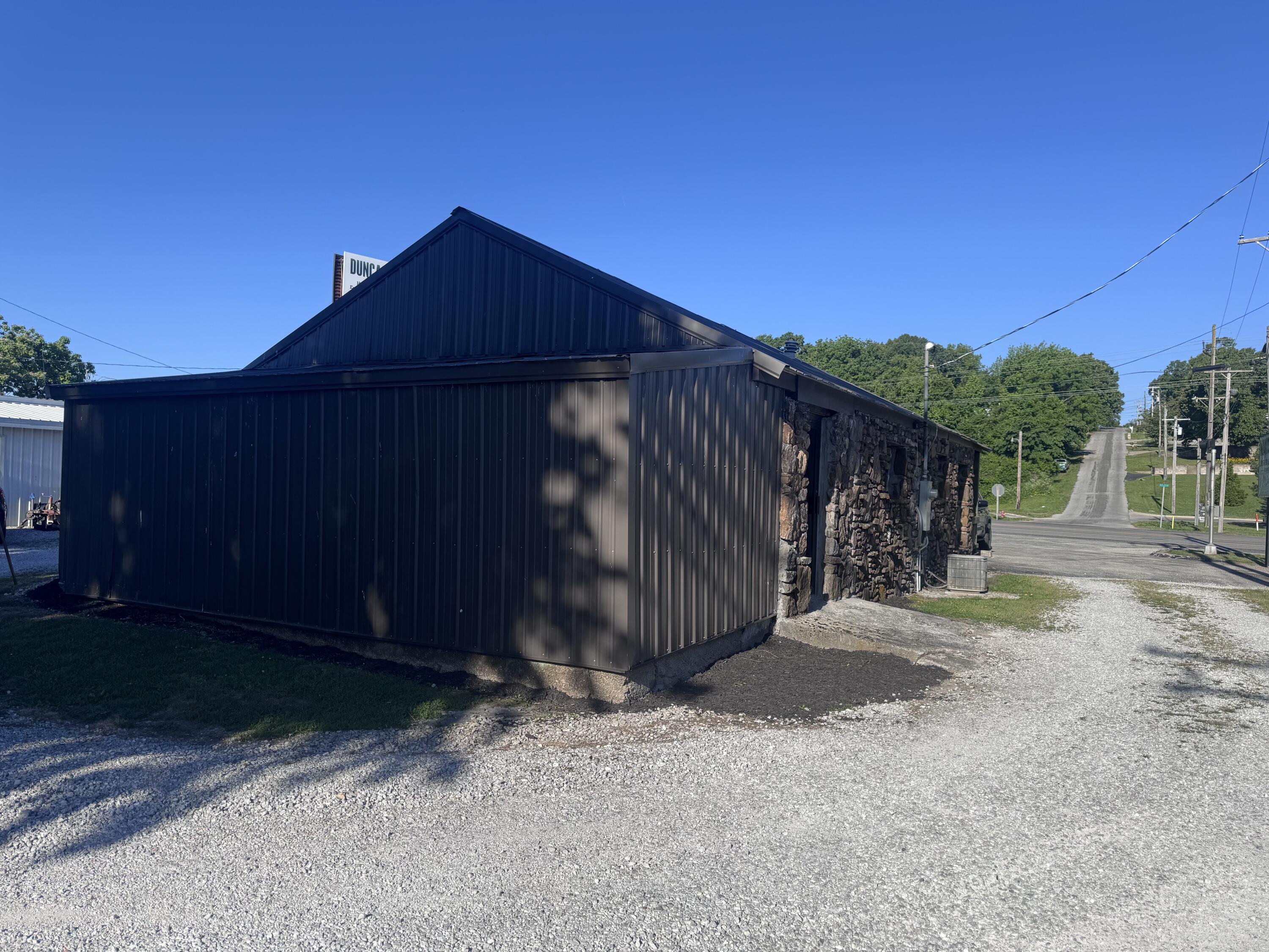 Photo 3 - Commercial Sale for sale – 729 S Neosho Boulevard  Neosho, MO