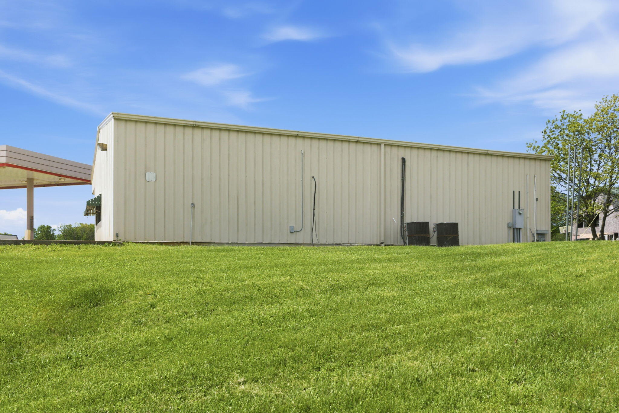 Photo 15 - Commercial Sale for sale – 11901  State Highway 32   Lebanon, MO