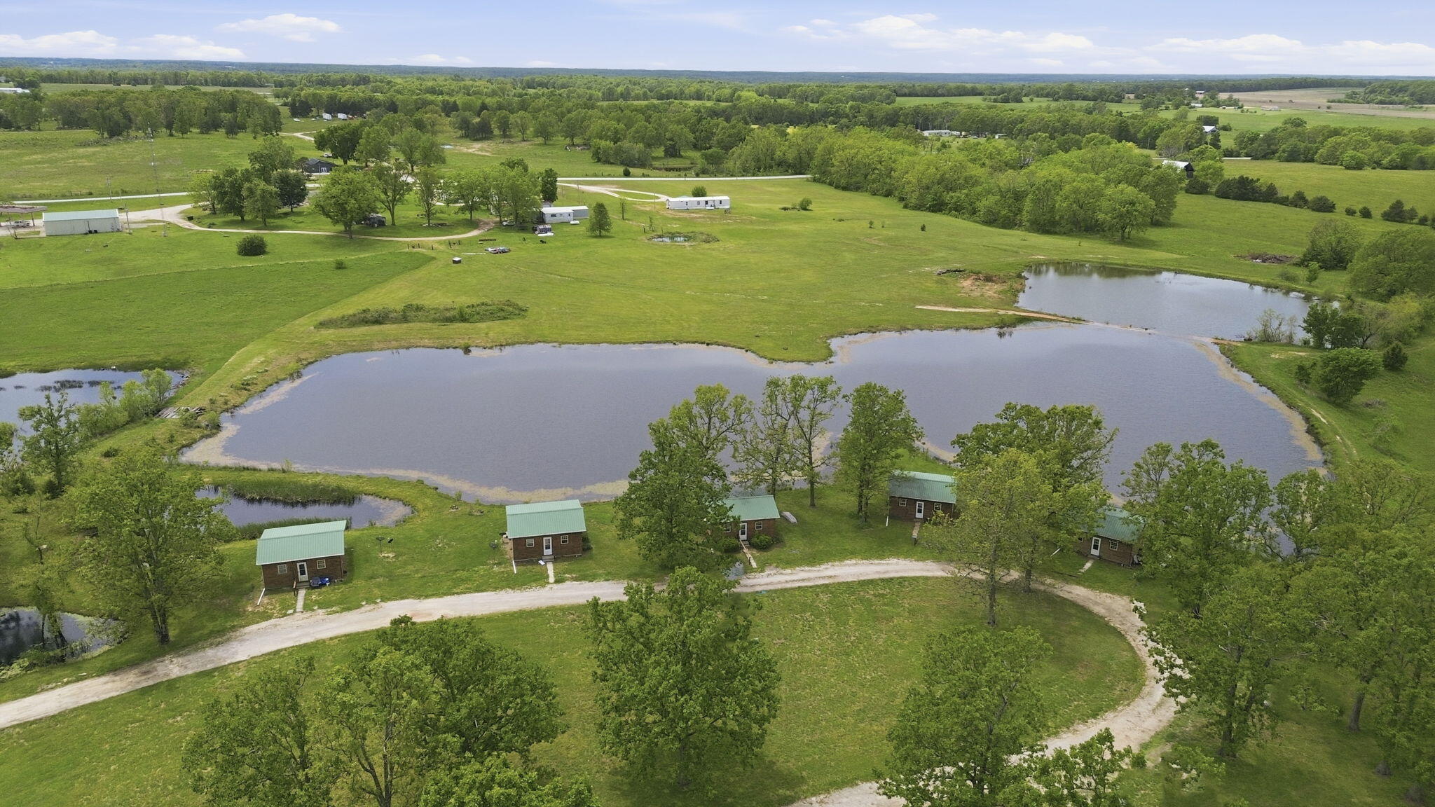 Photo 3 - Commercial Sale for sale – 11901  State Highway 32   Lebanon, MO