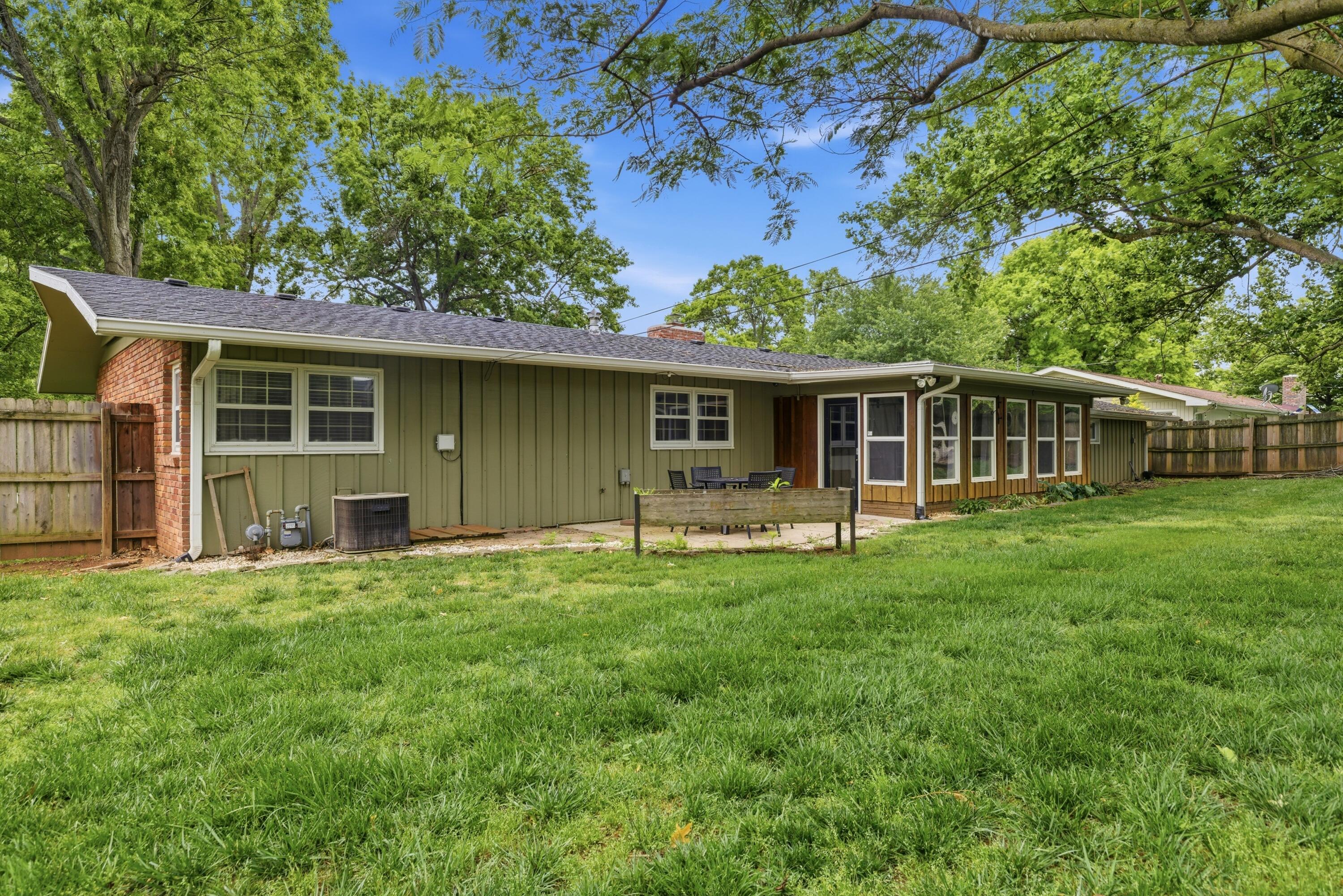 Photo 30 - Residential for sale – 2723 E Glenwood Street  Springfield, MO