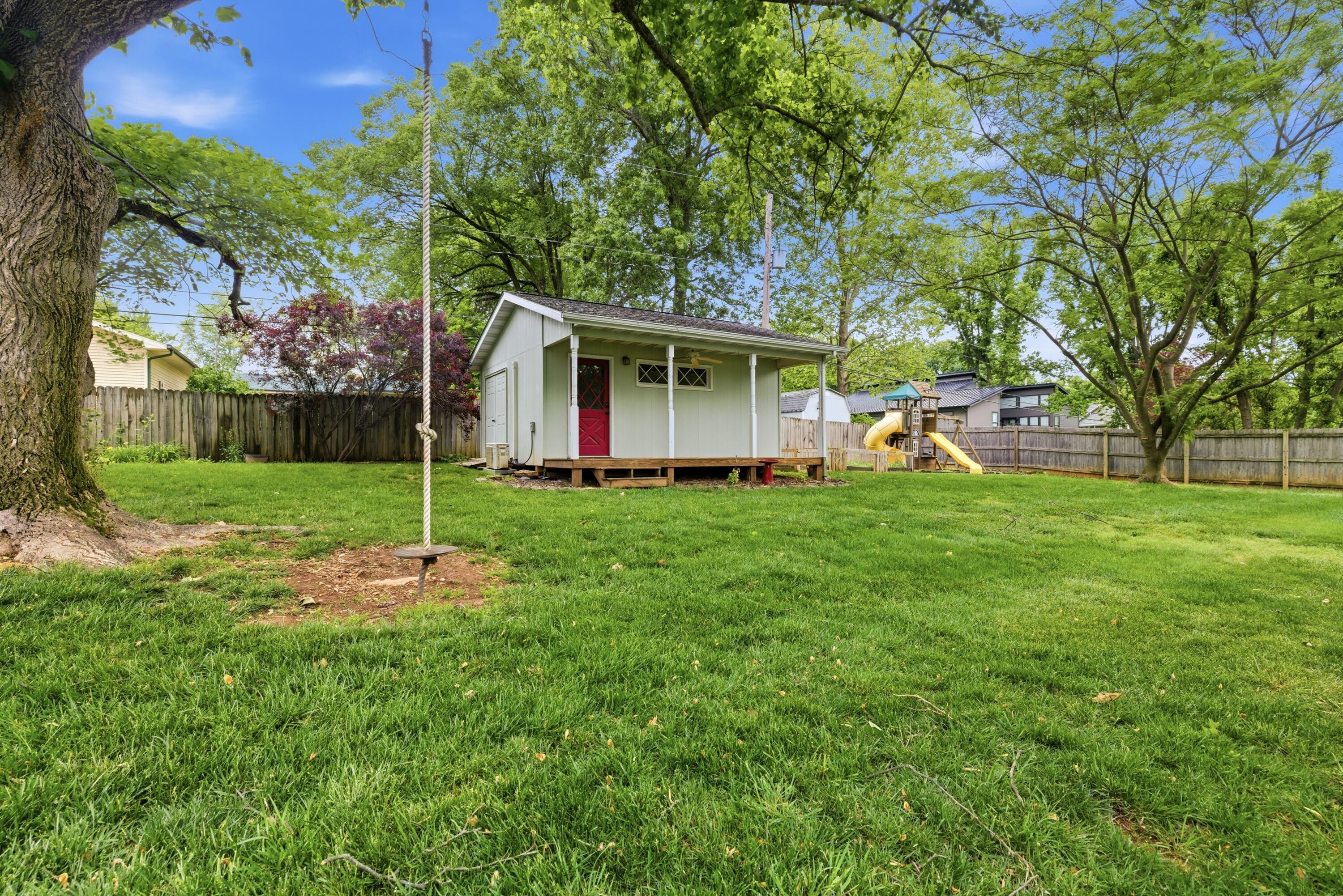 Photo 32 - Residential for sale – 2723 E Glenwood Street  Springfield, MO