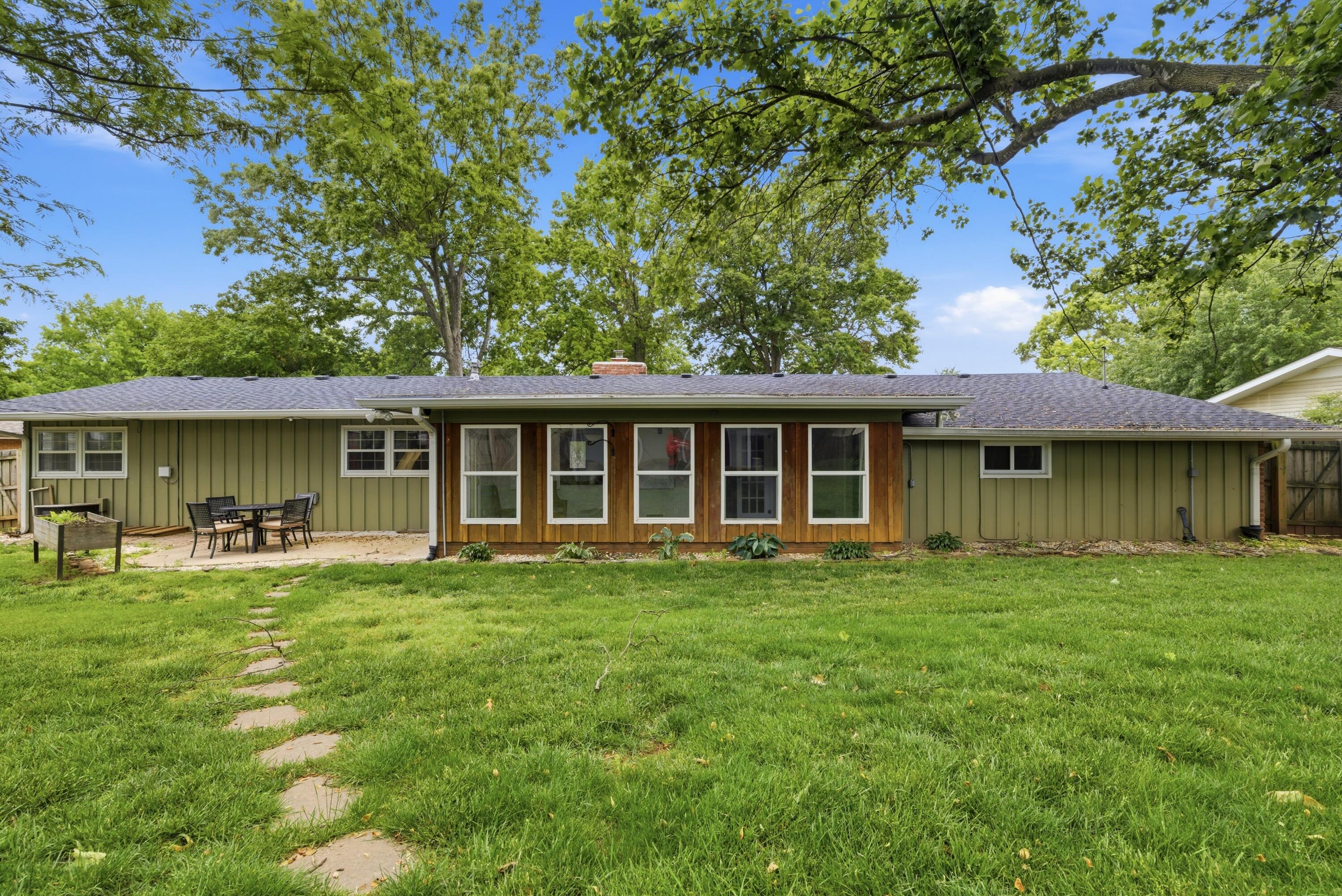 Photo 29 - Residential for sale – 2723 E Glenwood Street  Springfield, MO