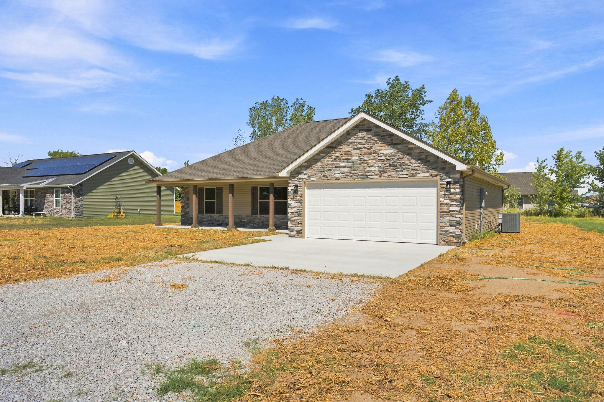 Photo 3 - Residential for sale – 707  Prairie Lane  Carl Junction, MO