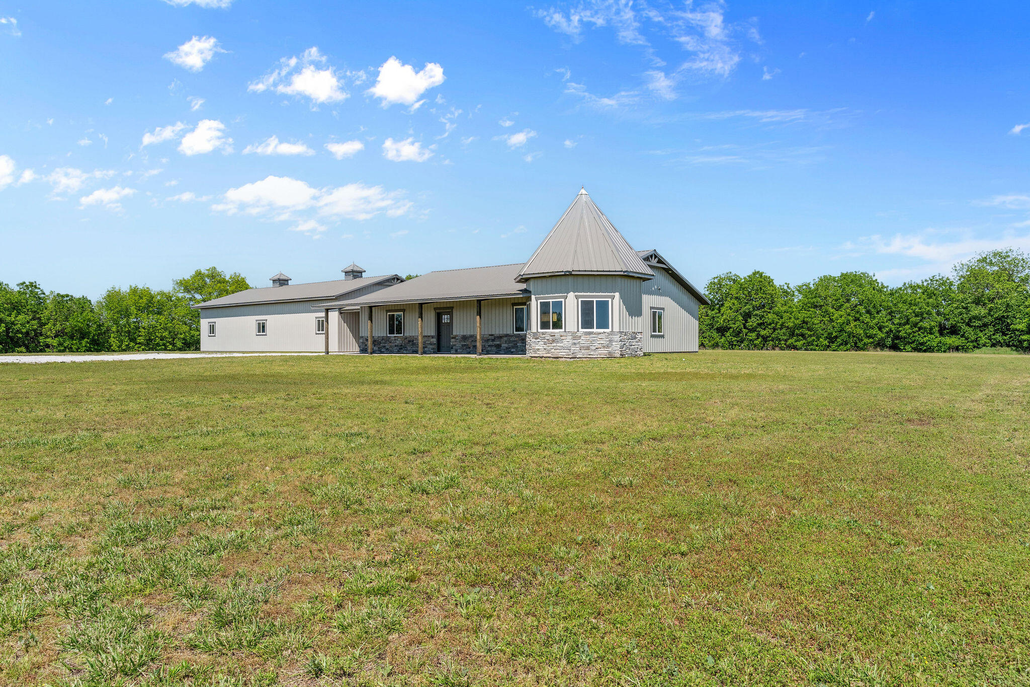 Photo 4 - Residential for sale – 4426 S 86th Road  Bolivar, MO