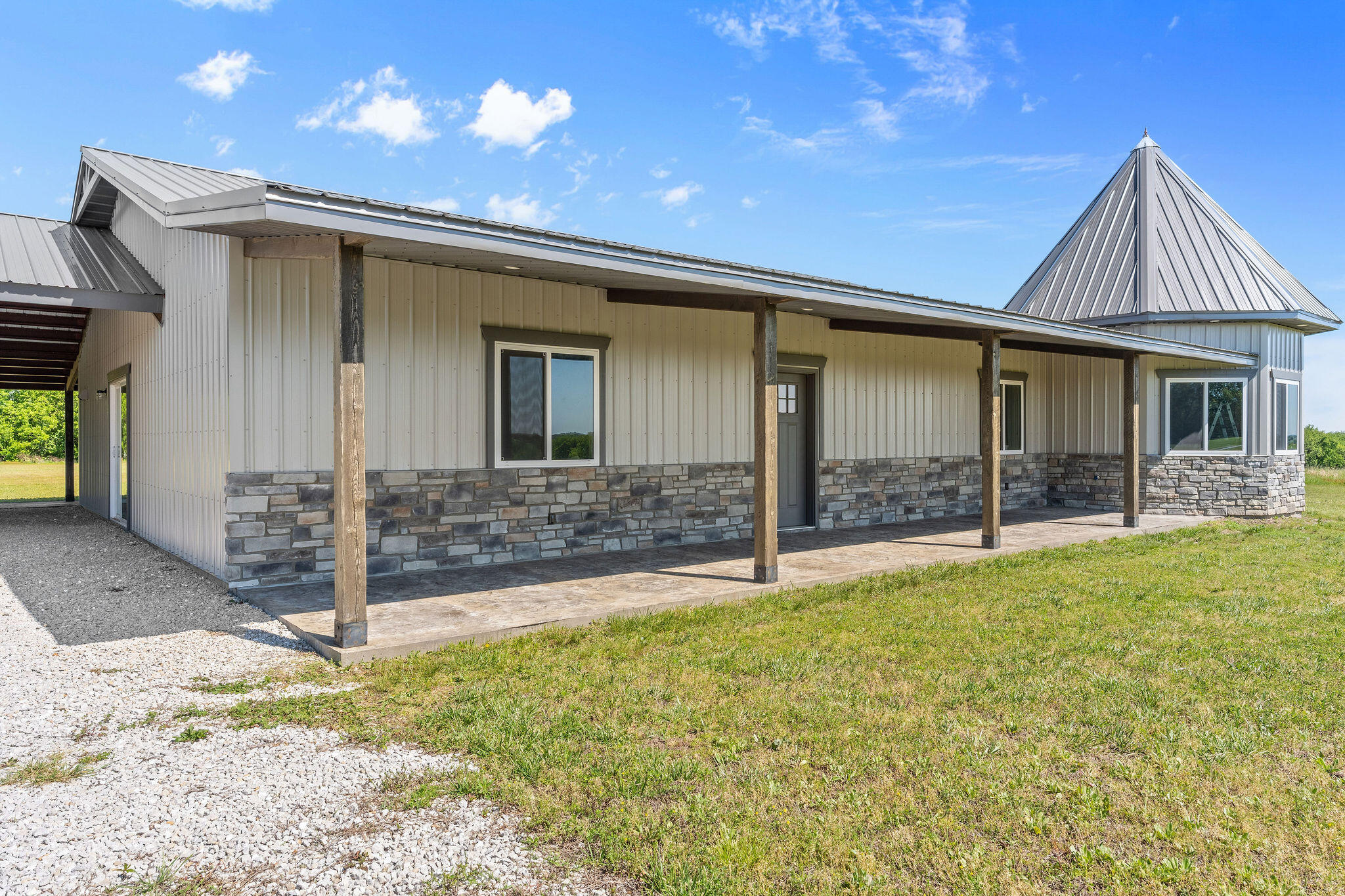 Photo 5 - Residential for sale – 4426 S 86th Road  Bolivar, MO