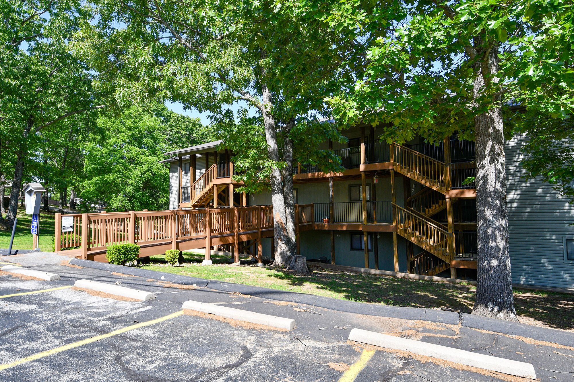 Photo 31 - Residential for sale – 437  Notch Lane Building 16 Unit 9   Branson West, MO