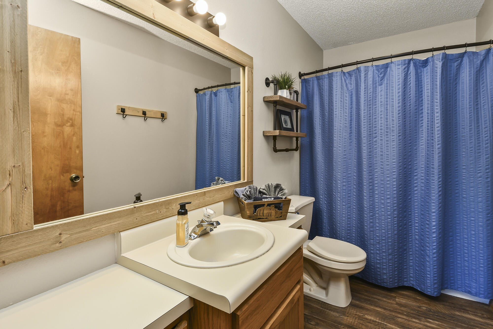 Photo 15 - Residential for sale – 437  Notch Lane Building 16 Unit 9   Branson West, MO