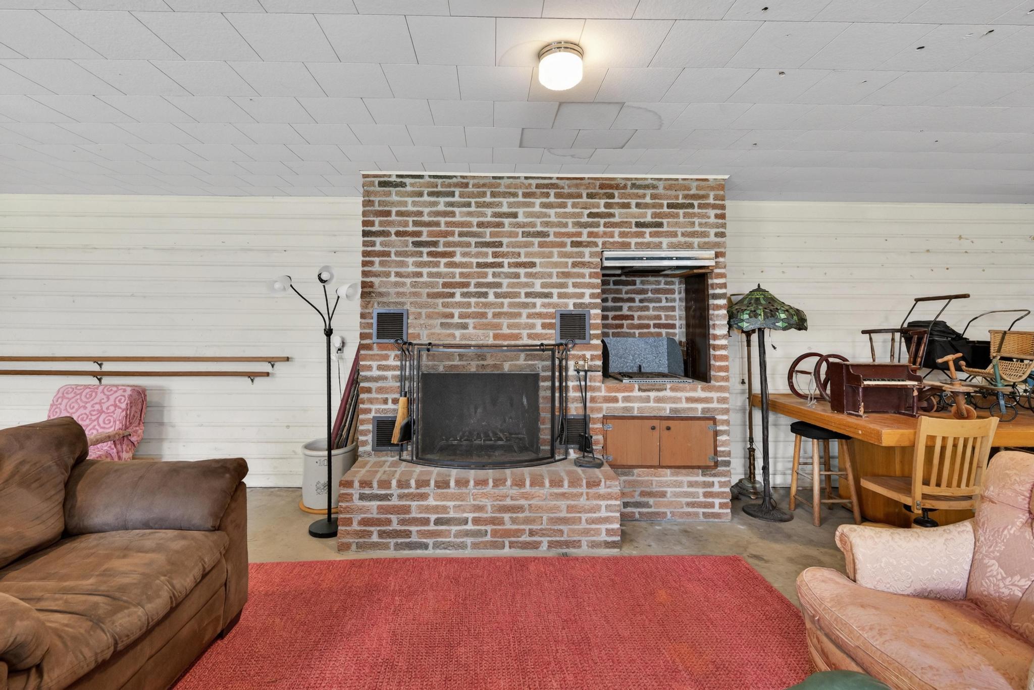 Photo 77 - Residential for sale – 1327 S Main Street  Carthage, MO