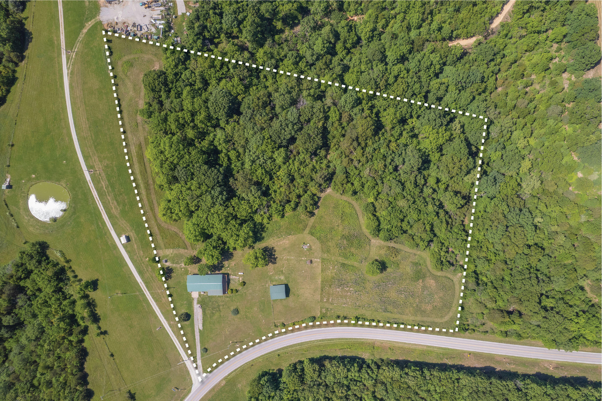 Photo 2 - Residential for sale – 25048  State Highway 76   Cassville, MO
