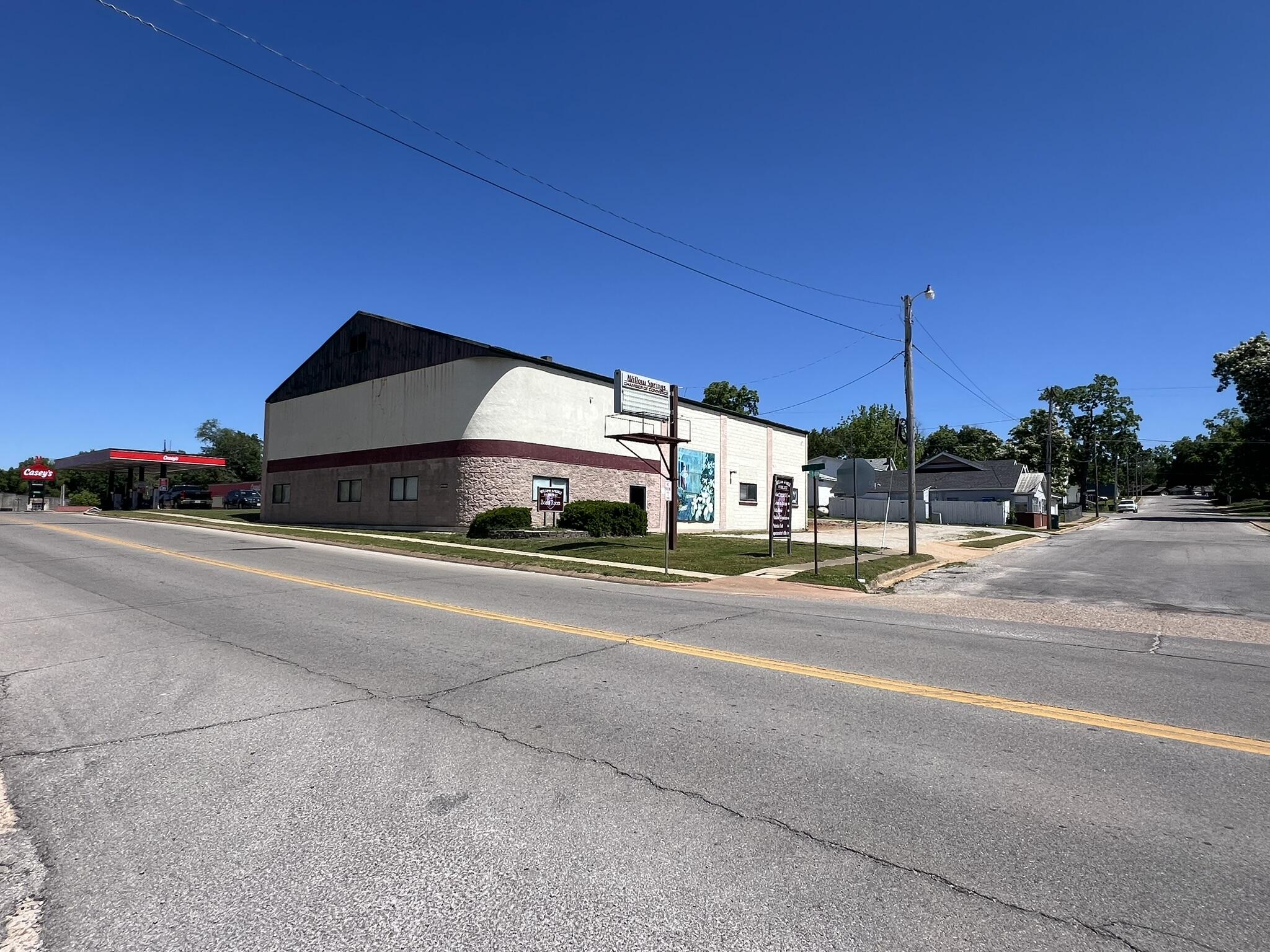 Photo 6 - Commercial Sale for sale – 201 W Main Street  Willow Springs, MO