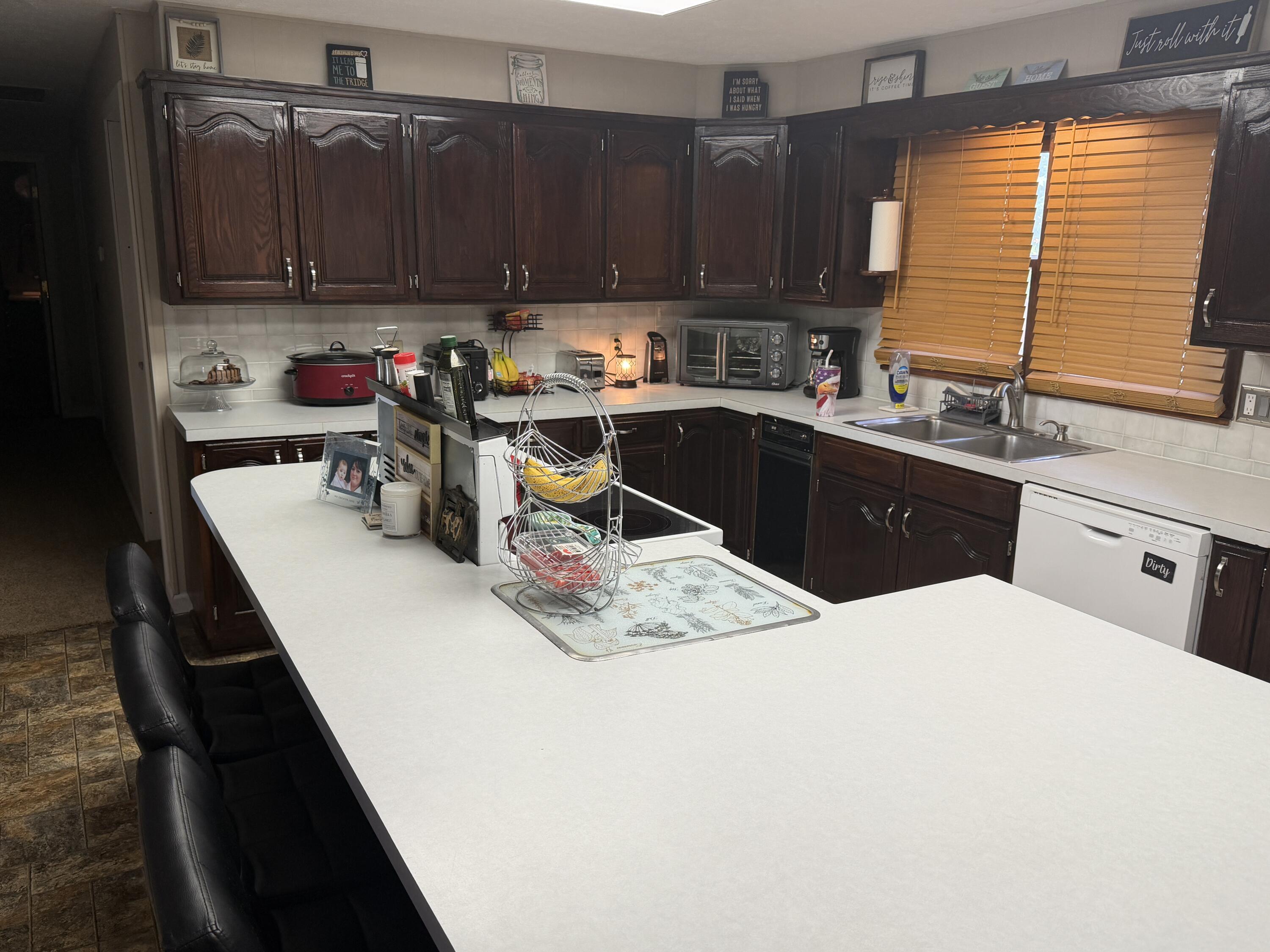 Photo 8 - Residential for sale – 105  Walker Court  Exeter, MO