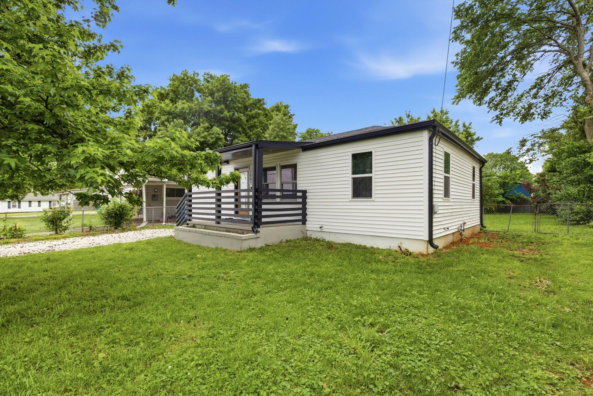 Photo 18 - Residential for sale – 2661 E Division Street  Springfield, MO