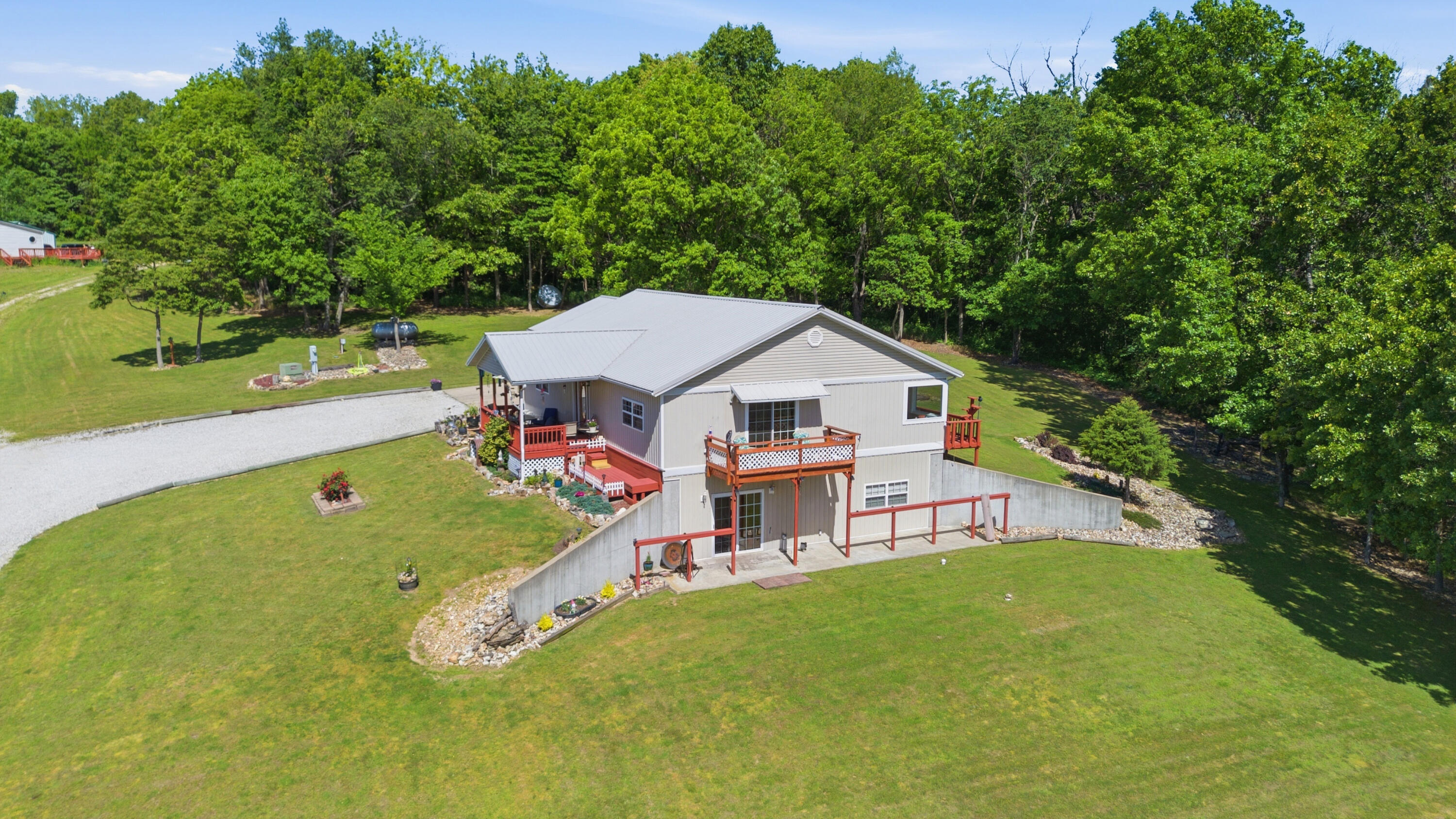 Photo 3 - Residential for sale – 12968  Farm Road 2090   Purdy, MO