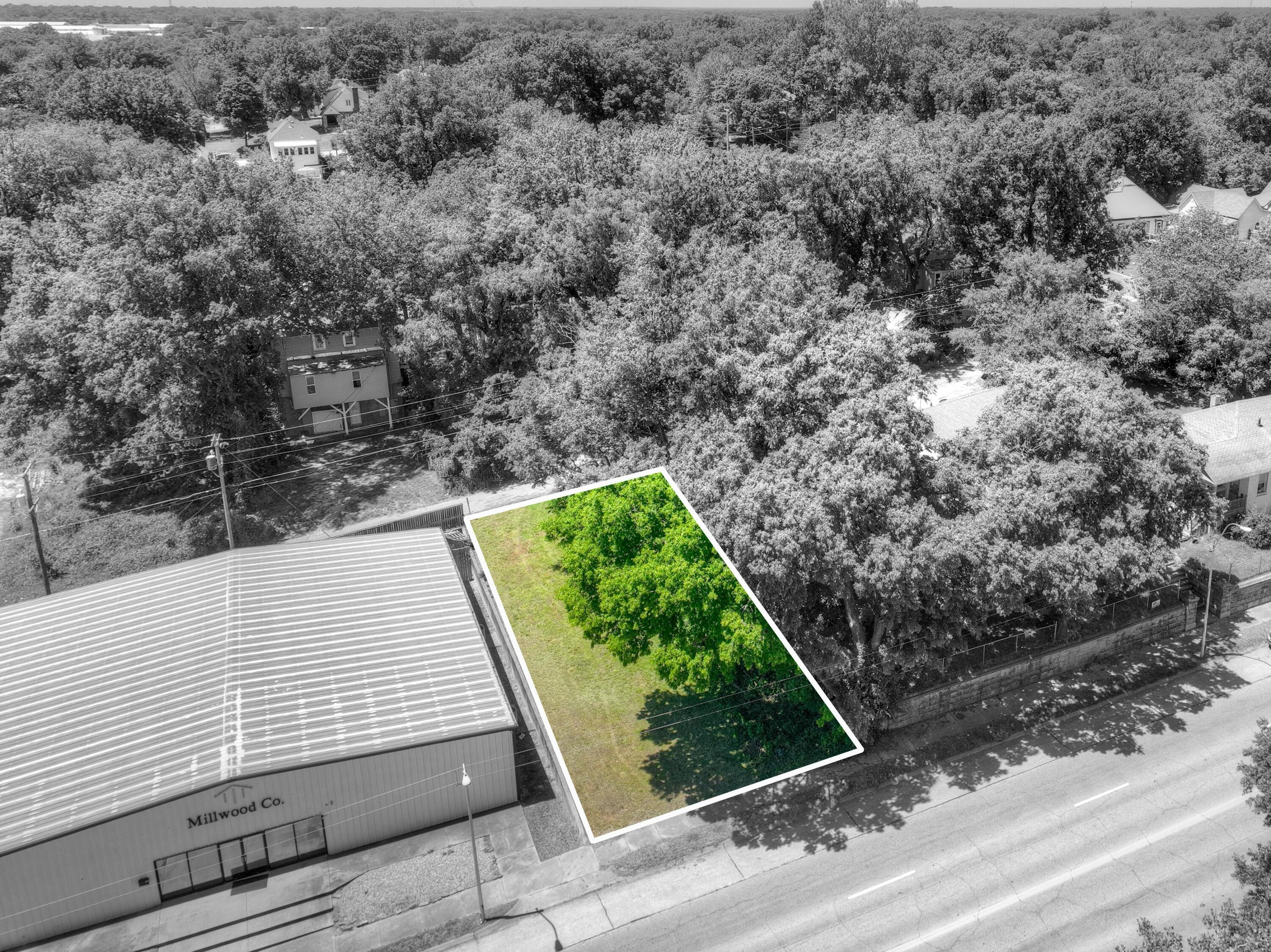 Photo 2 - Land for sale – 000 N Main   Joplin, MO
