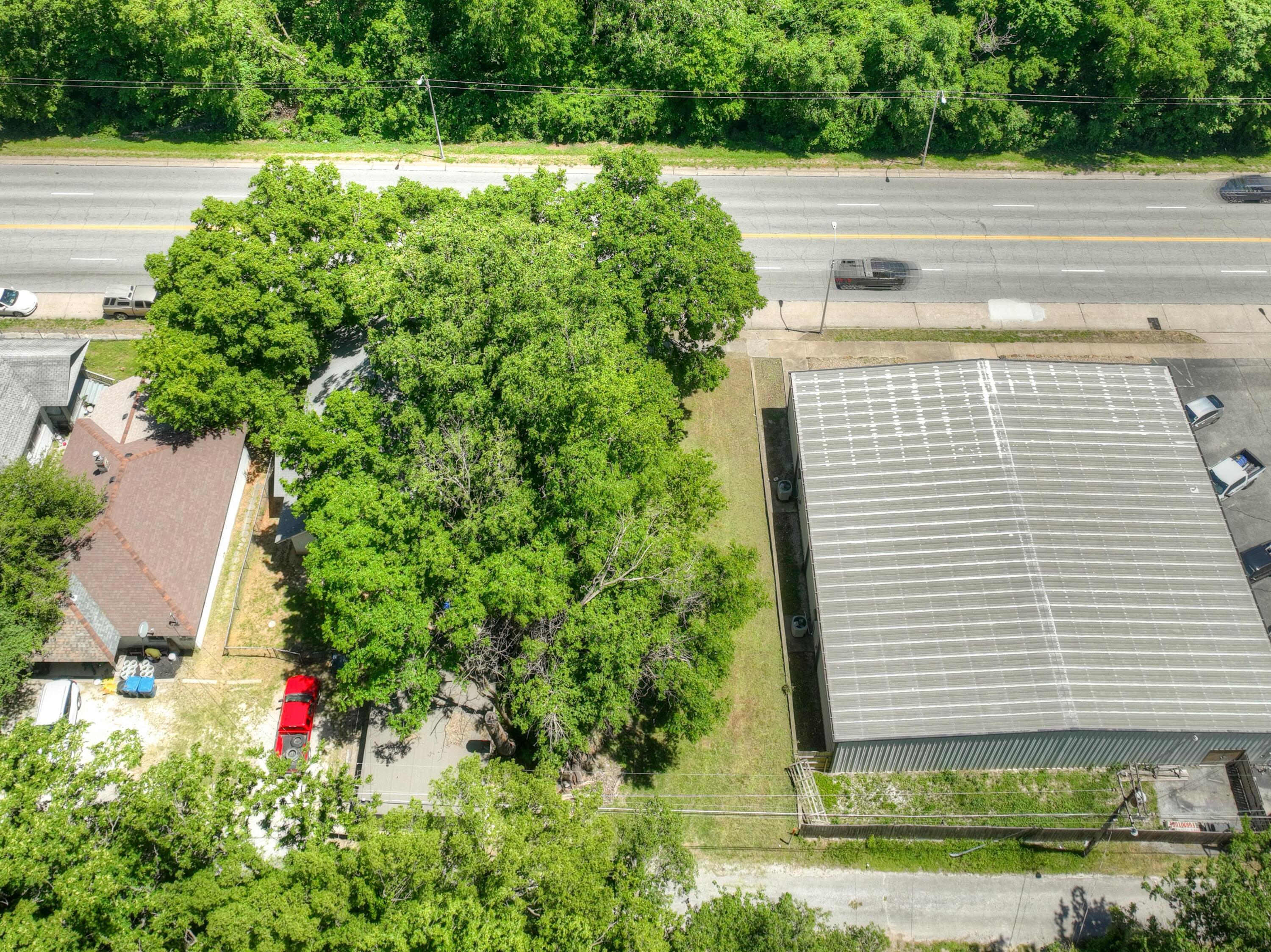Photo 5 - Land for sale – 000 N Main   Joplin, MO