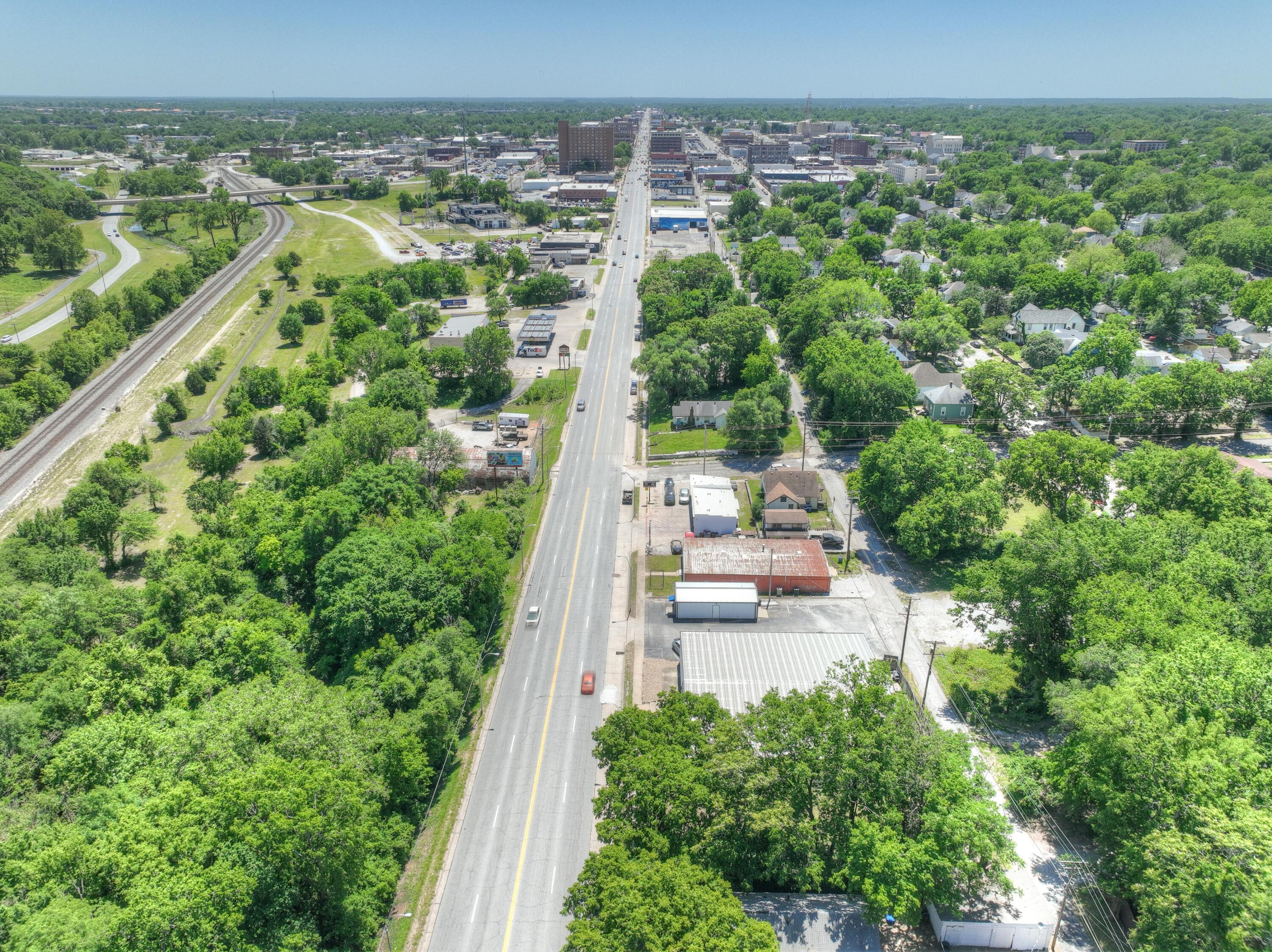 Photo 4 - Land for sale – 000 N Main   Joplin, MO