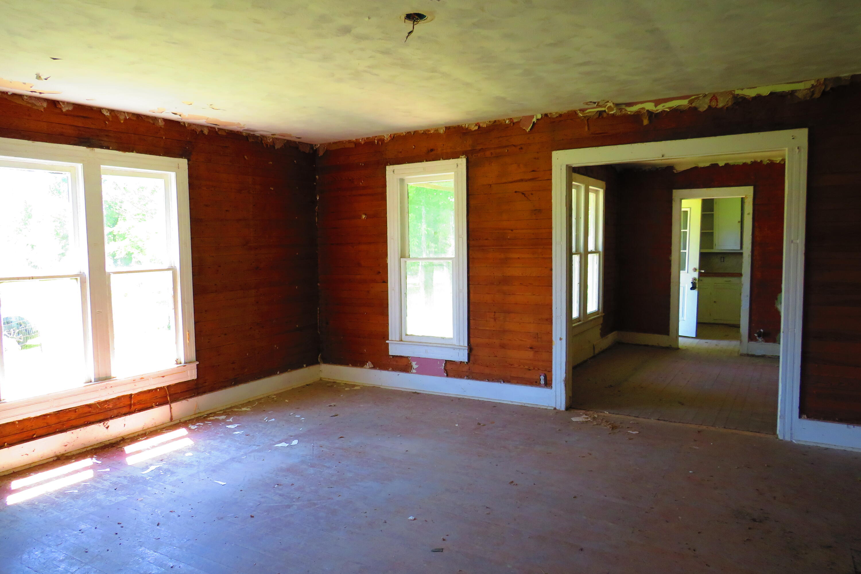 Photo 15 - Residential for sale – 503 N Nettleton Avenue  Mansfield, MO