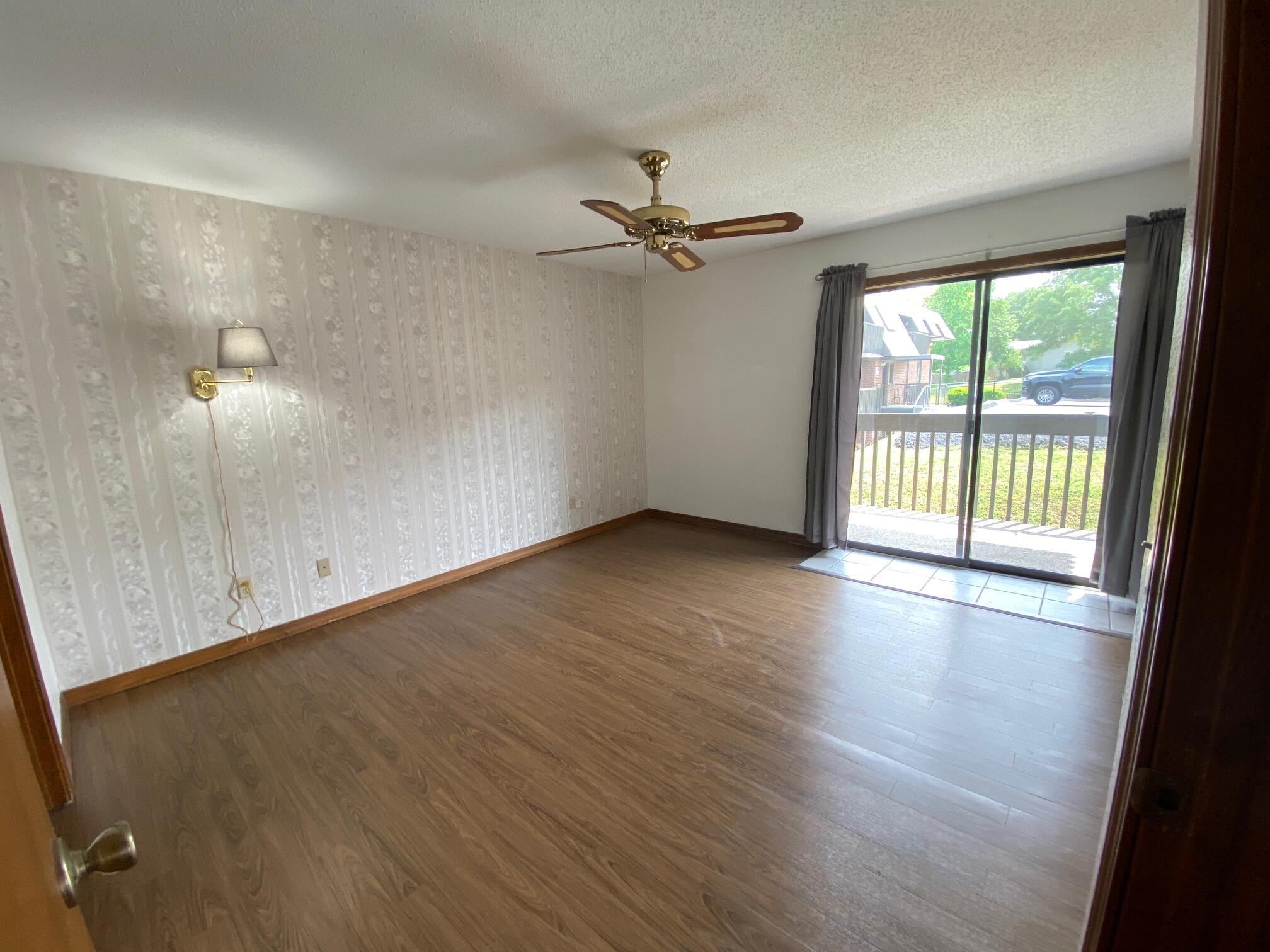 Photo 15 - Residential for sale – 120  Wilshire Drive  Hollister, MO