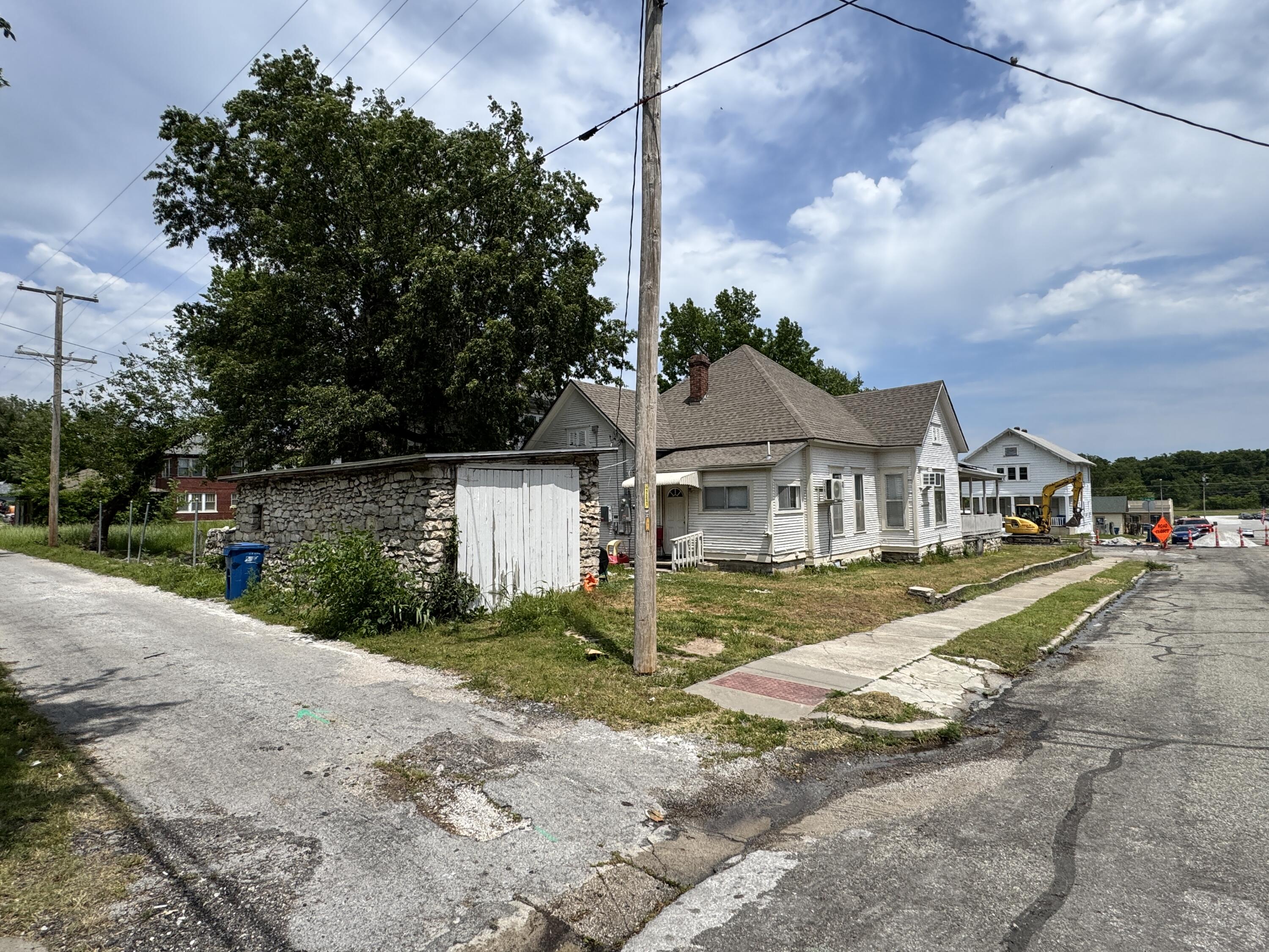 Photo 6 - Residential for sale – 302 N Joplin Avenue  Joplin, MO
