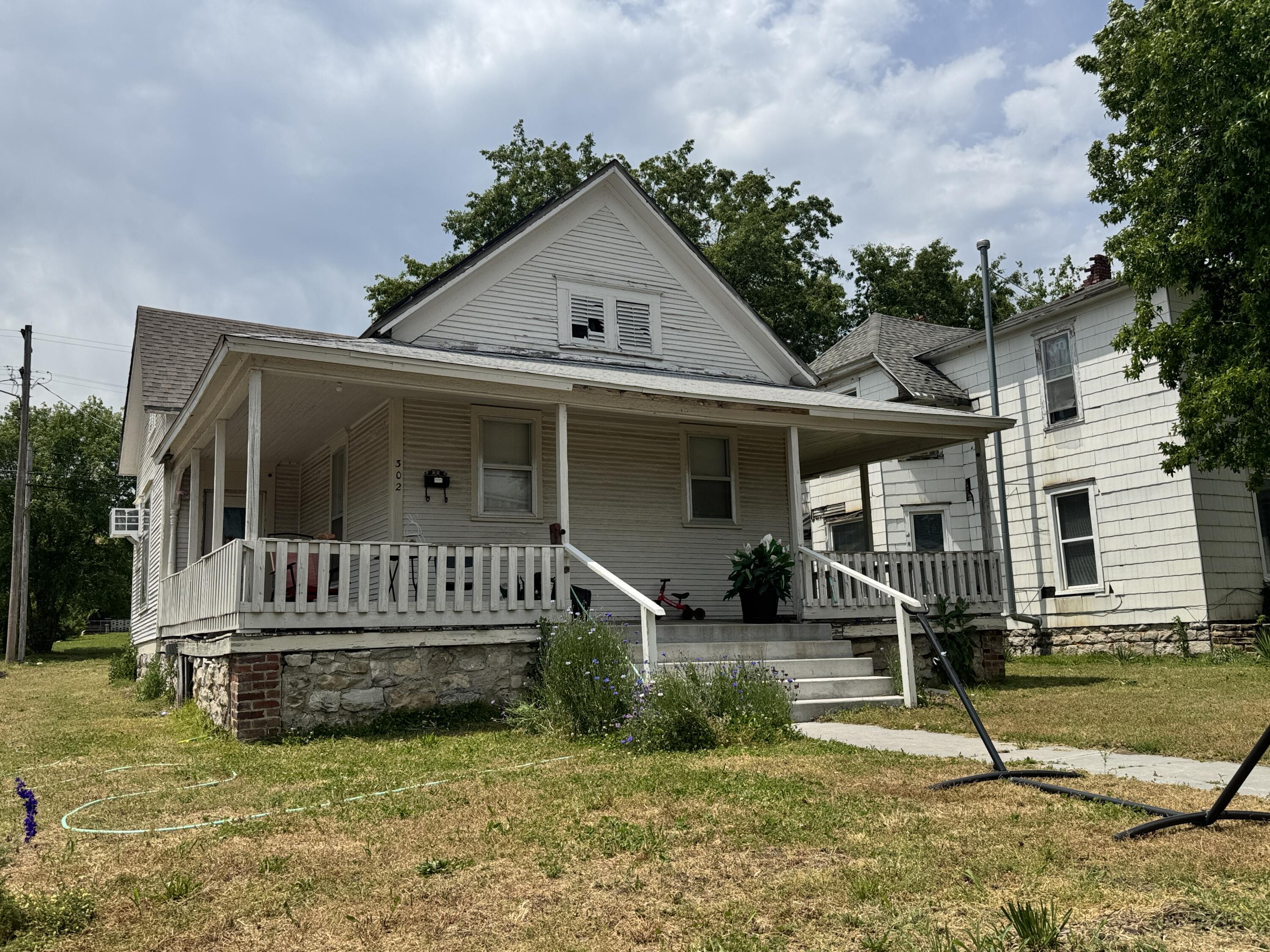 Photo 4 - Residential for sale – 302 N Joplin Avenue  Joplin, MO