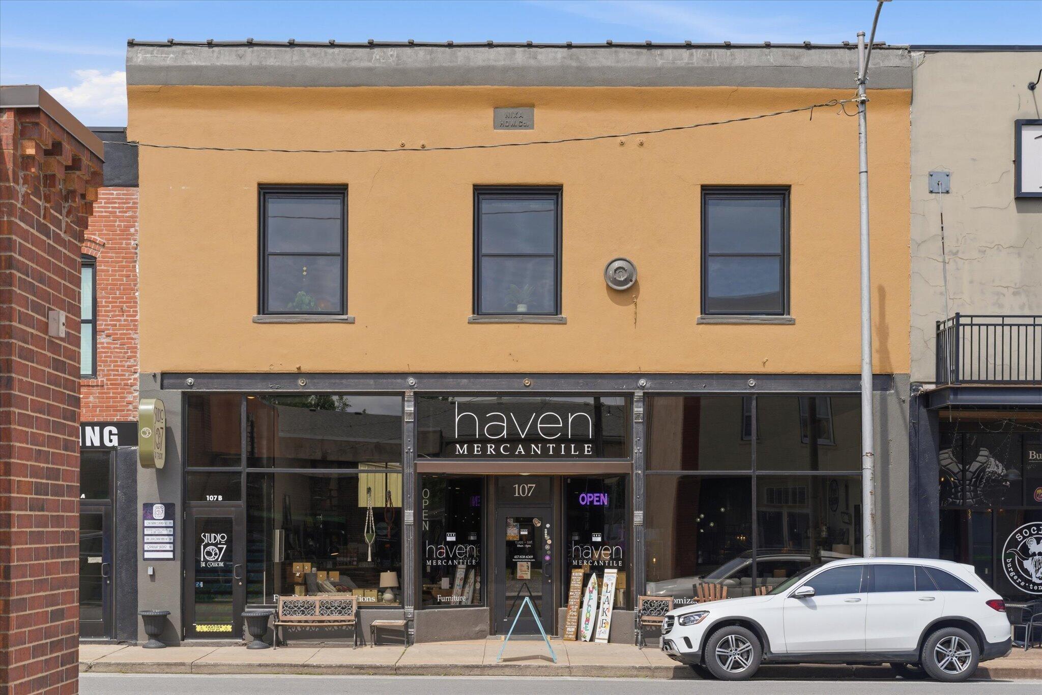 Photo 2 - Commercial Sale for sale – 107 S Main Street  Nixa, MO