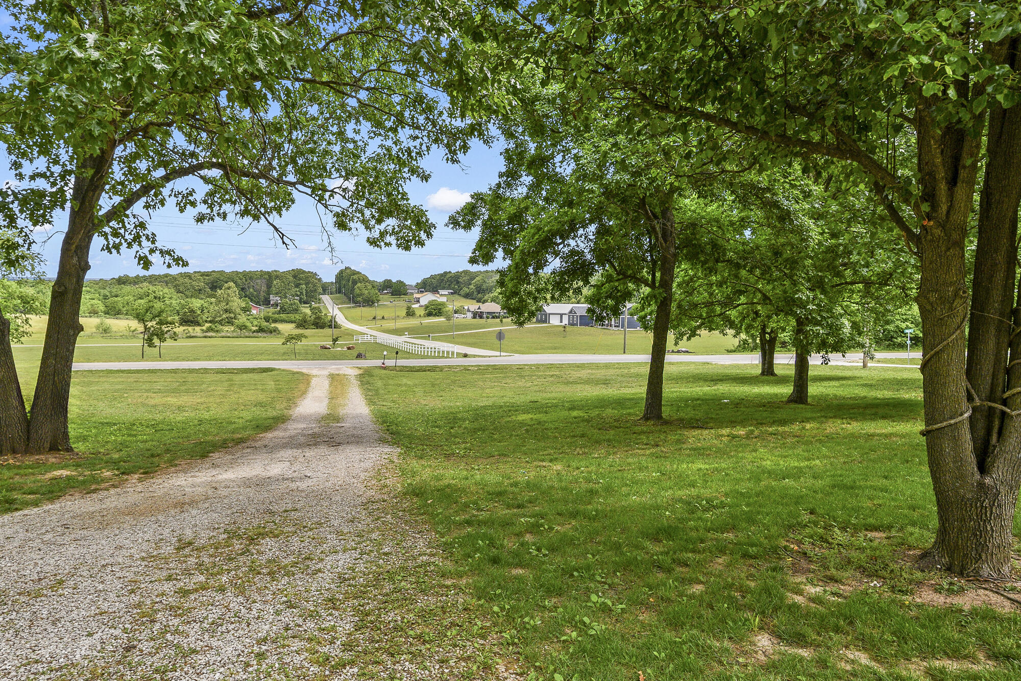 Photo 2 - Residential for sale – 1194  State Highway Dd   Marshfield, MO