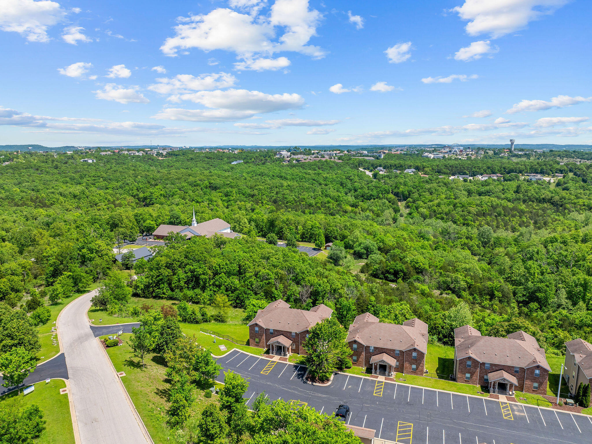 Photo 26 - Residential for sale – 2901  Vineyards Parkway  Branson, MO