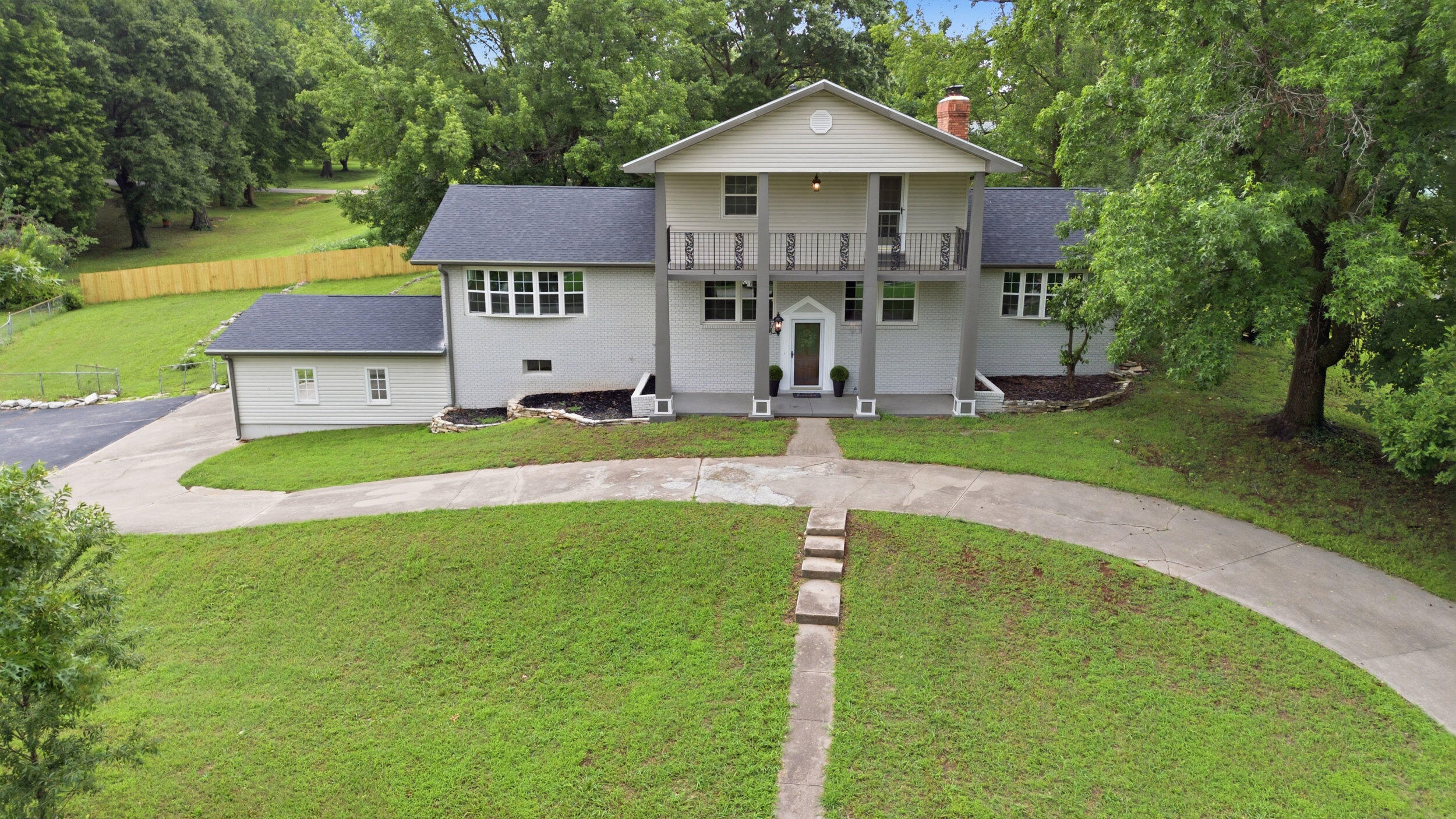 Residential for sale – 2829 W Ellison Drive  Springfield, MO