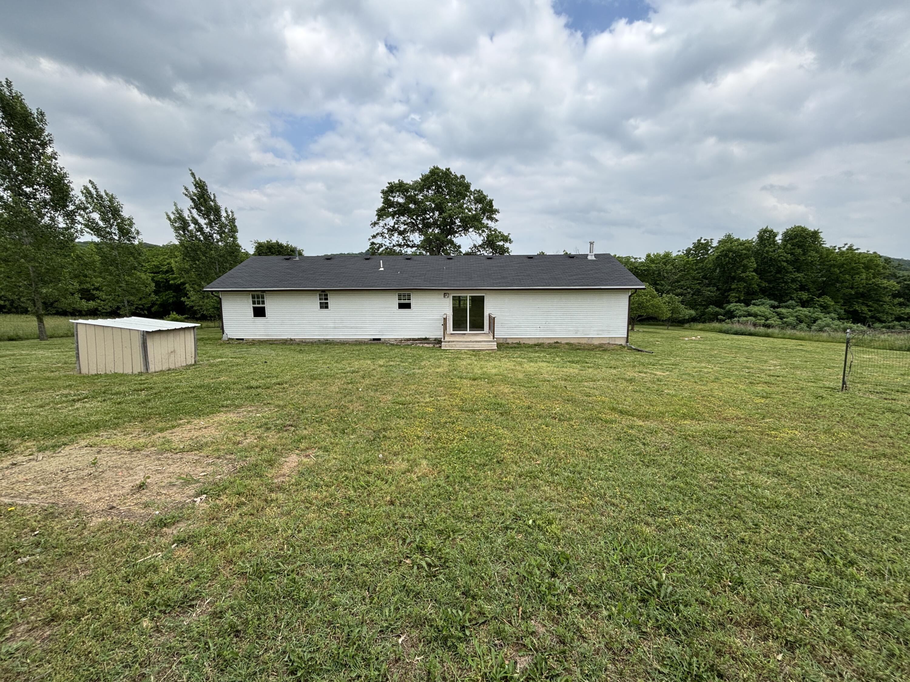 Photo 11 - Residential for sale – 6949  Farm Road 1182   Verona, MO