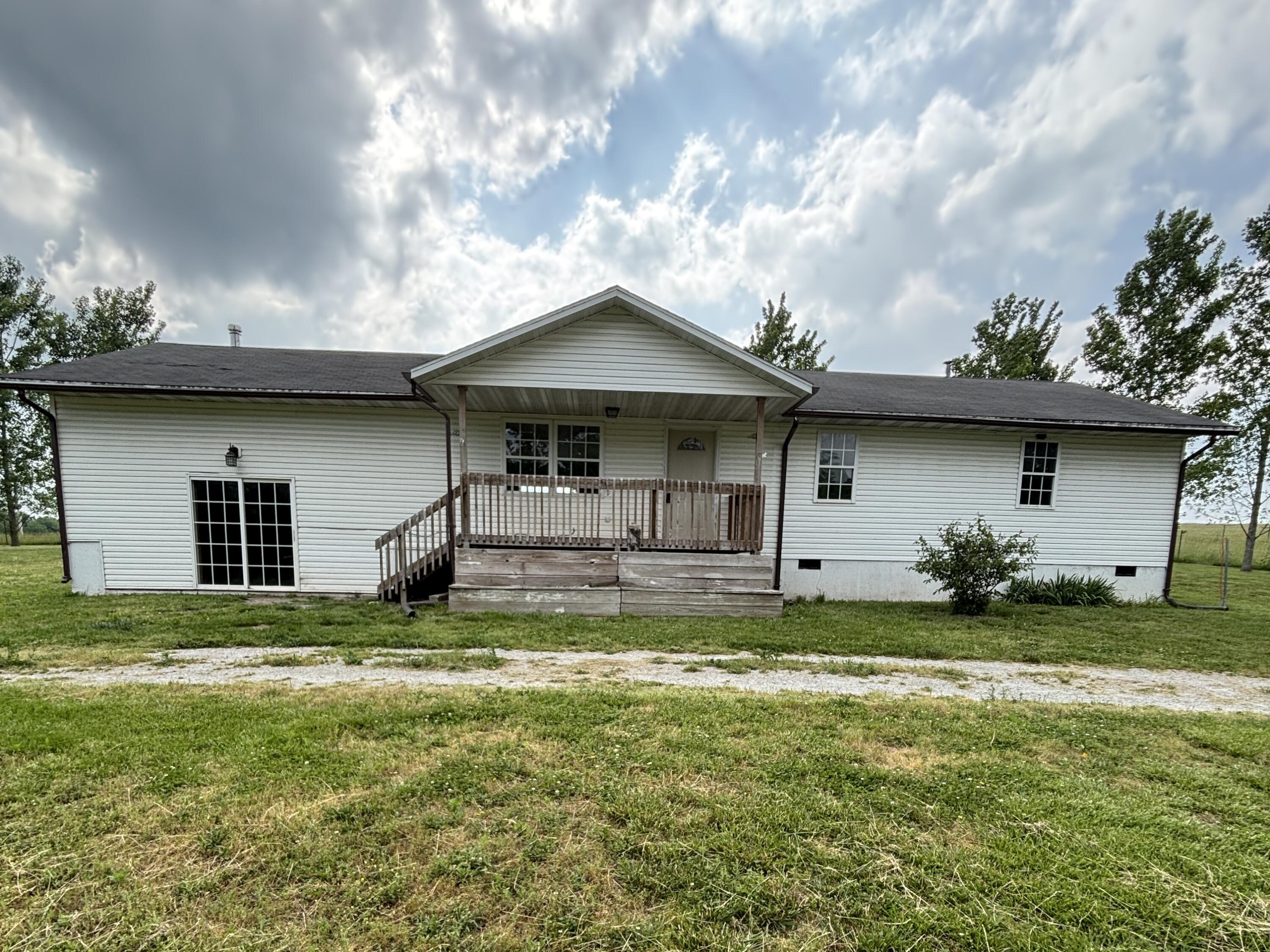 Photo 17 - Residential for sale – 6949  Farm Road 1182   Verona, MO