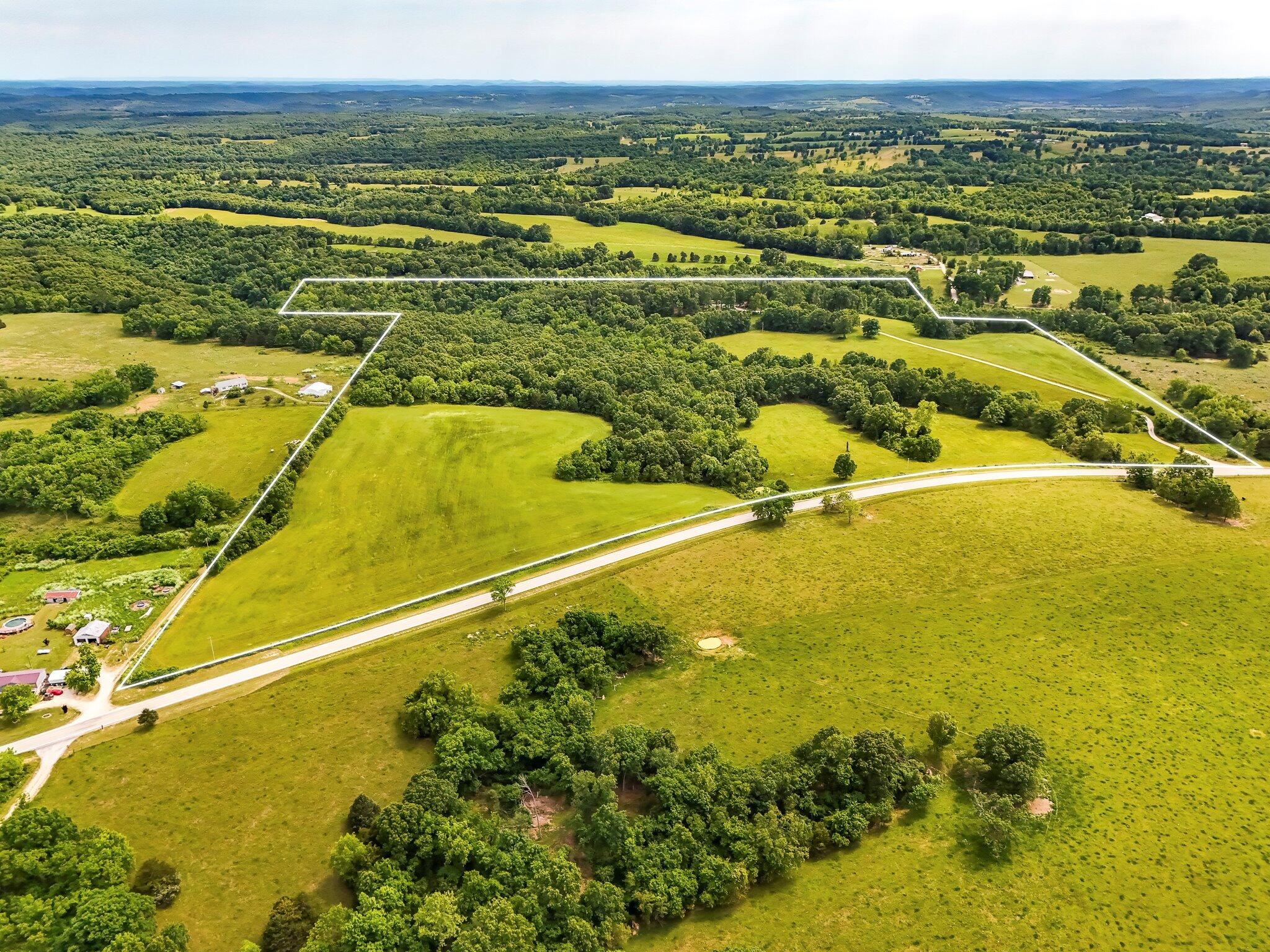Photo 13 - Residential for sale – 8490 W State Highway 248   Galena, MO