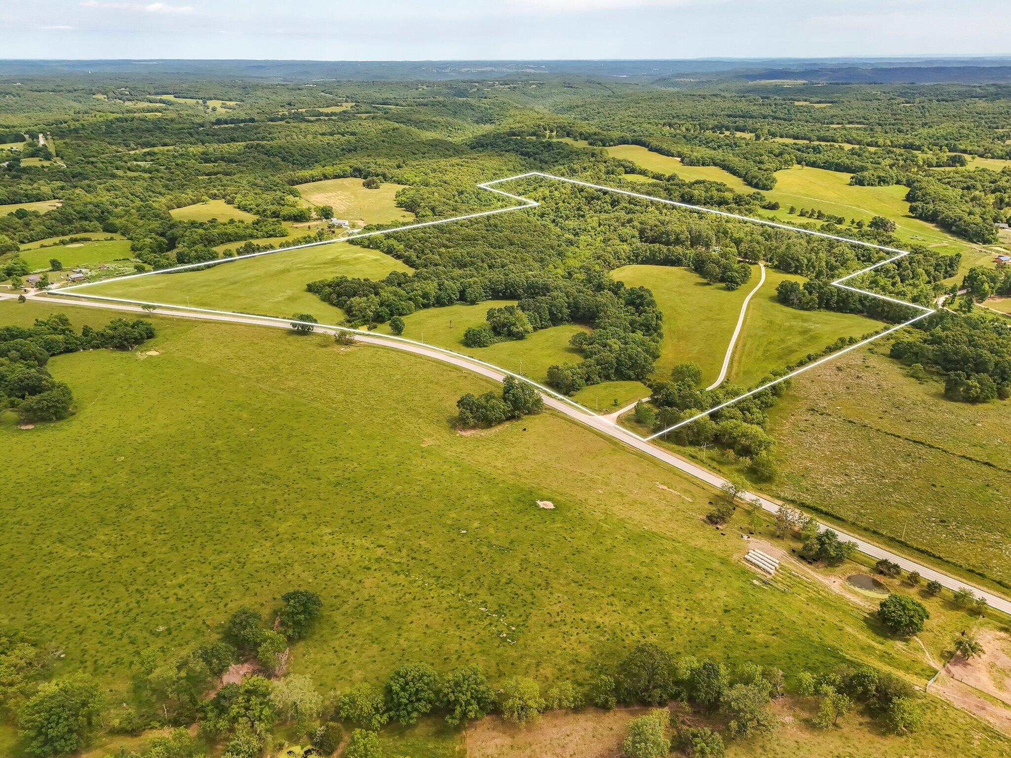 Residential for sale – 8490 W State Highway 248   Galena, MO