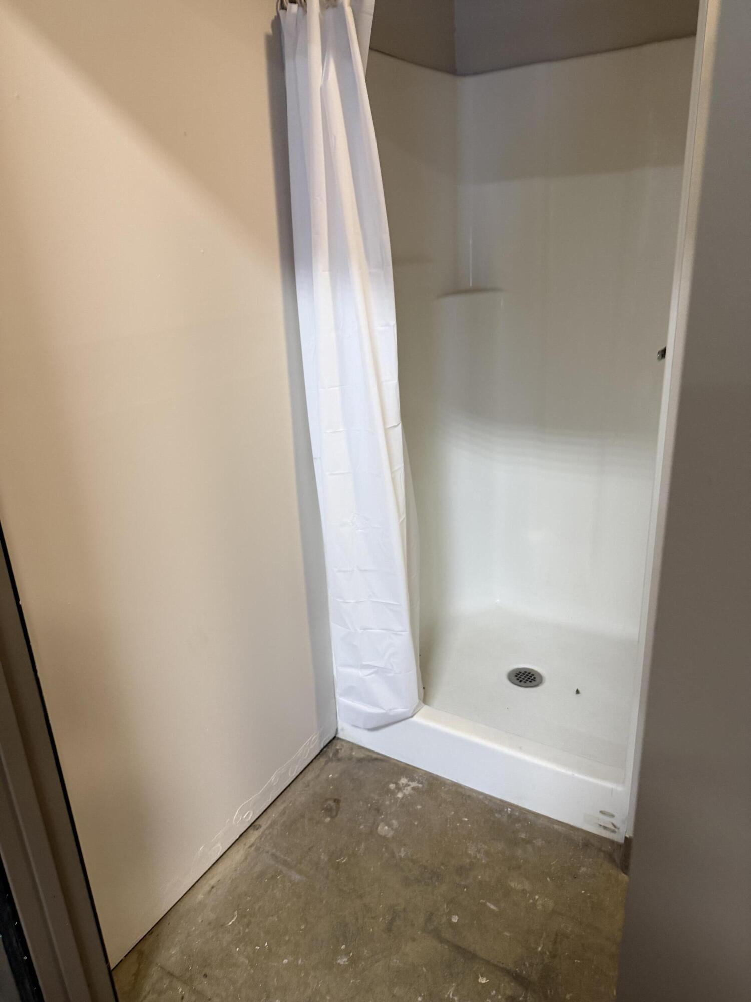 Photo 5 - Commercial Sale for sale – 1641/1643  Good Hard Drive  West Plains, MO