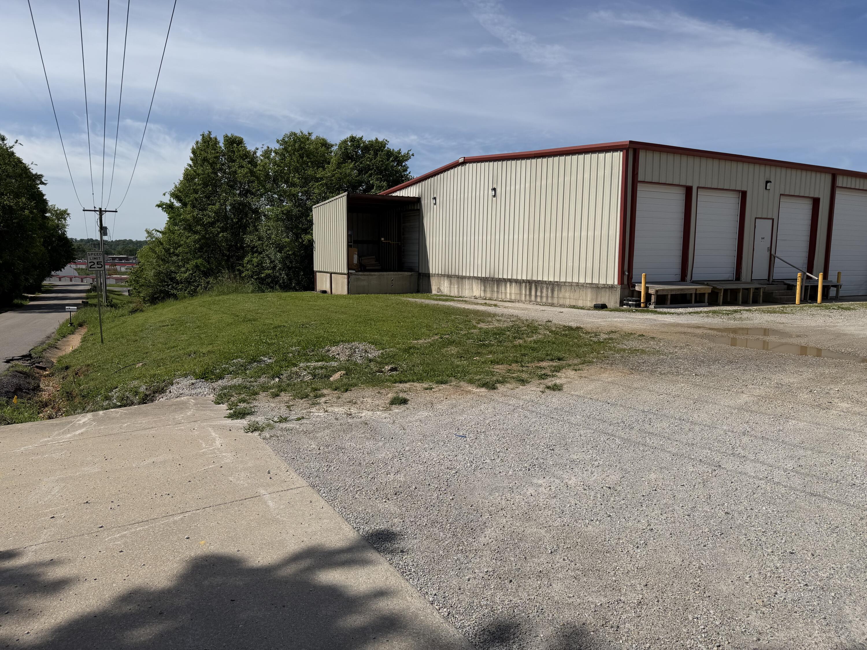 Photo 9 - Commercial Sale for sale – 1641/1643  Good Hard Drive  West Plains, MO