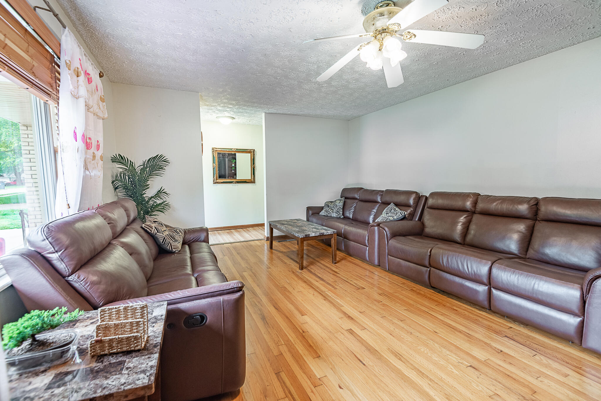 Photo 4 - Residential for sale – 1036 E Edgewood Street  Springfield, MO