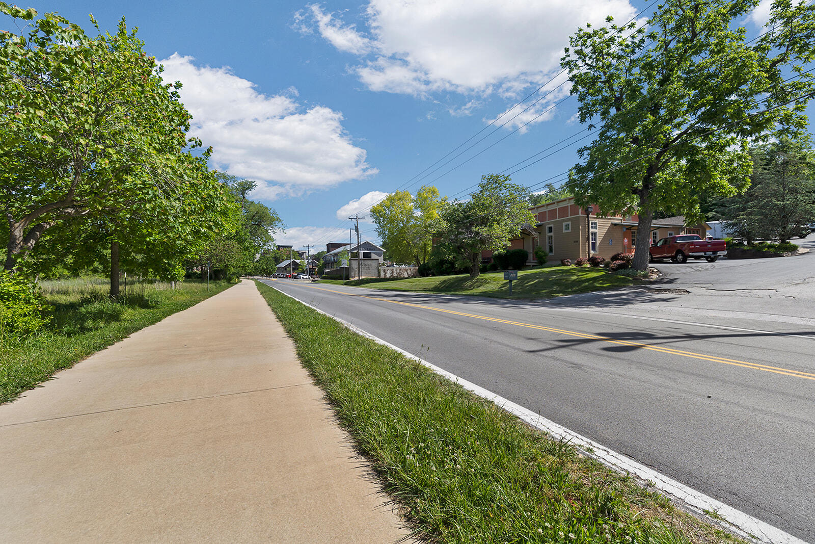 Photo 3 - Commercial Lease for sale – 4064 S Lone Pine Avenue  Springfield, MO
