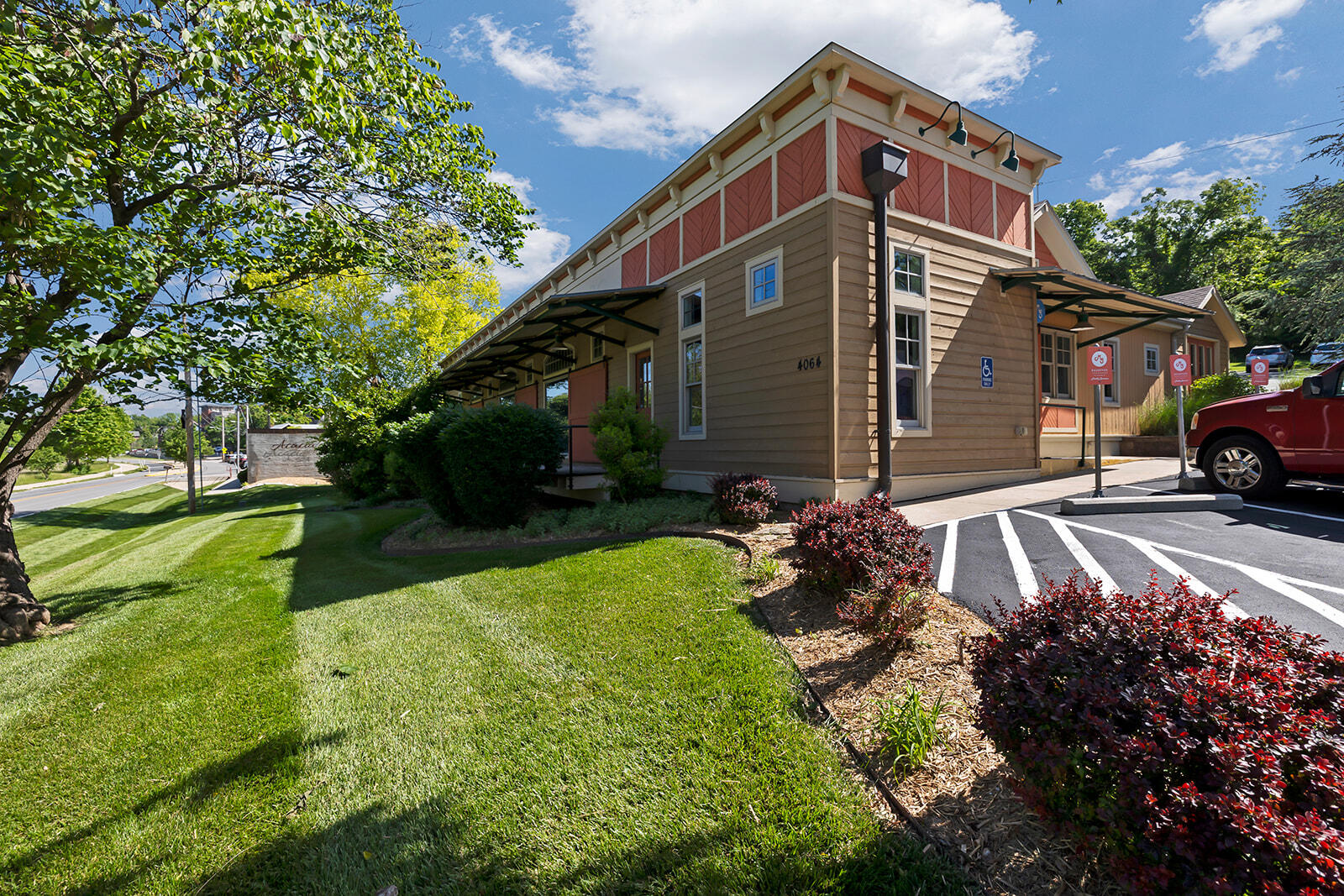 Photo 14 - Commercial Lease for sale – 4064 S Lone Pine Avenue  Springfield, MO