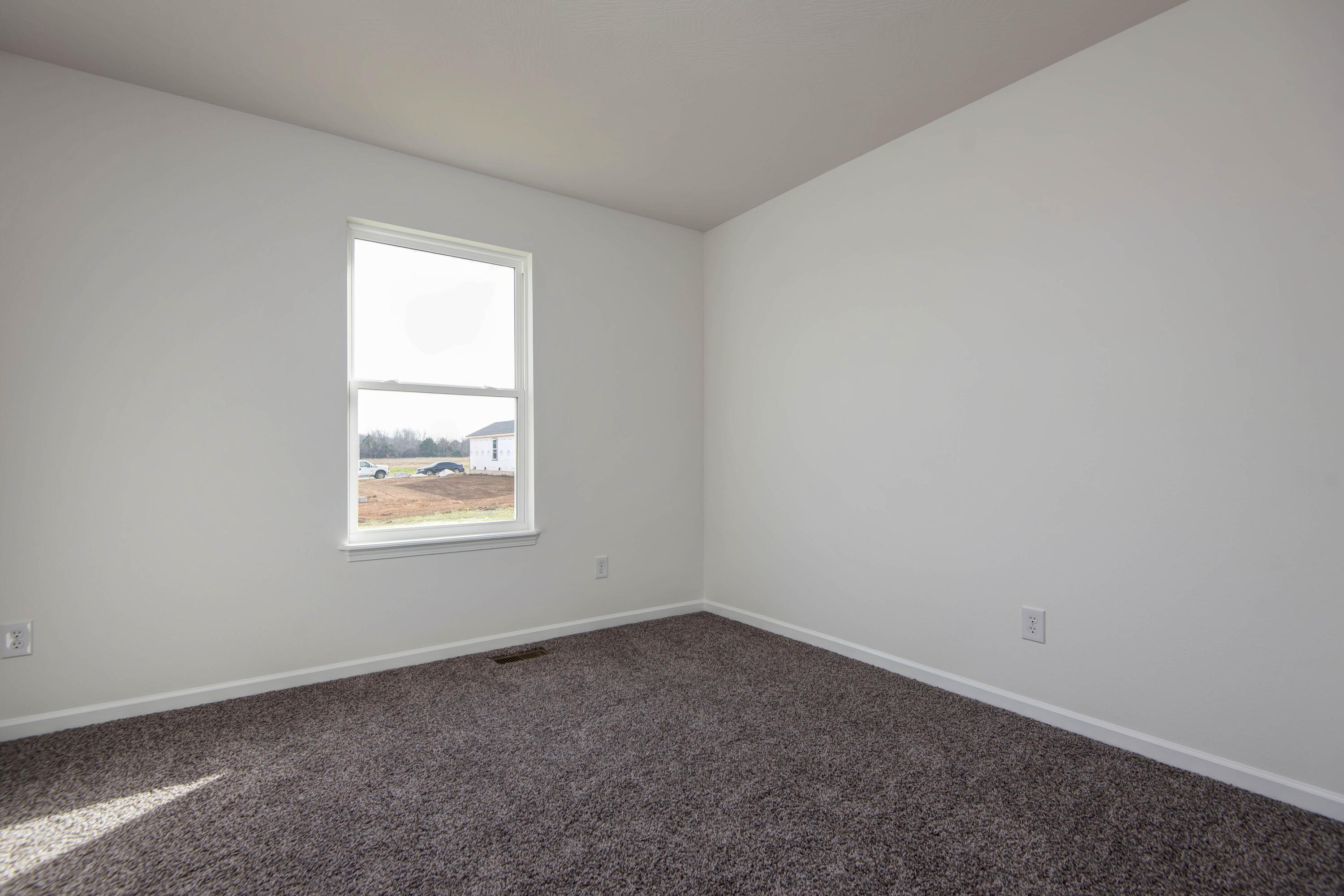Photo 14 - Residential for sale – 592  Spring Meadow Drive  Rogersville, MO