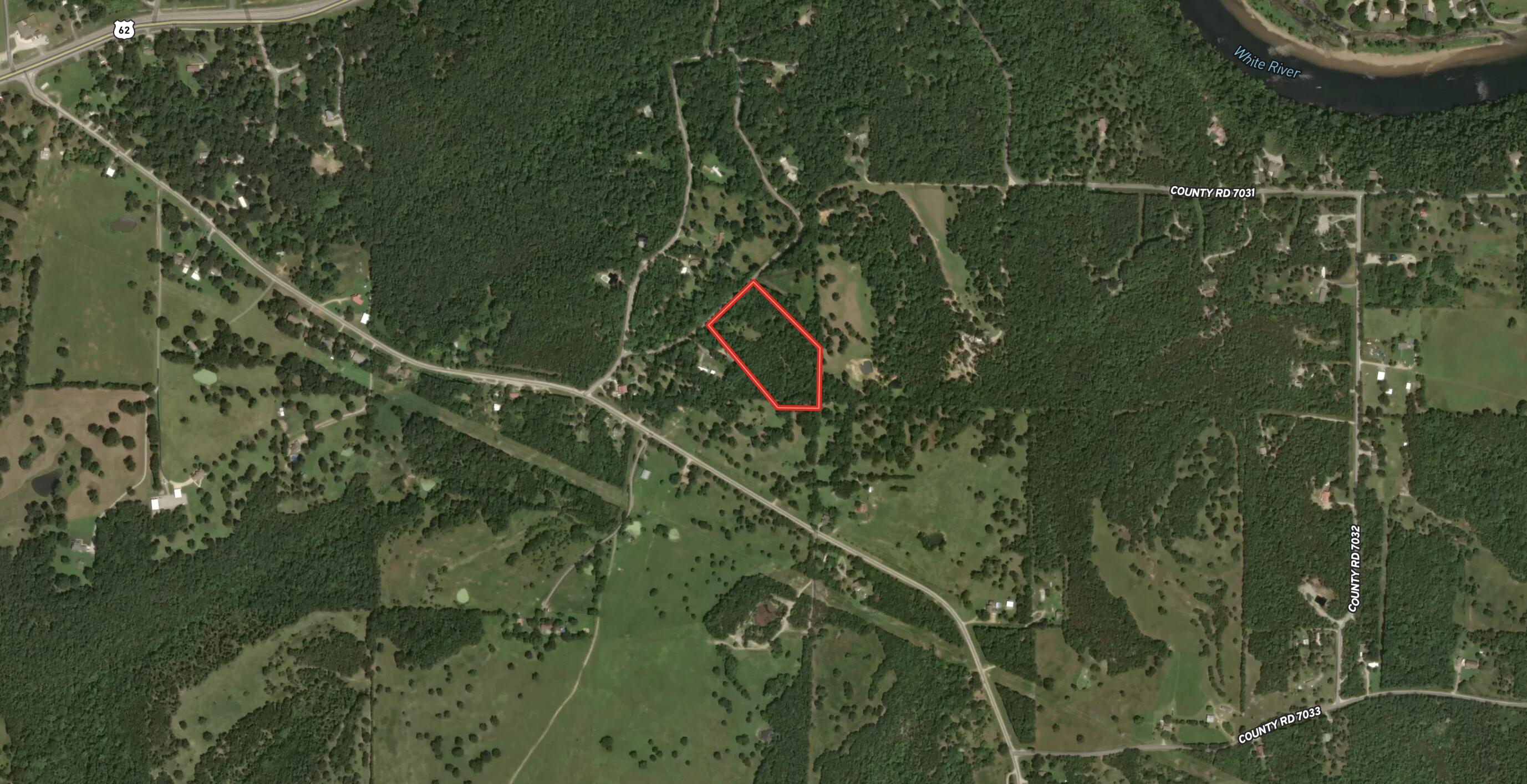 Photo 2 - Land for sale – 910  Marion County 7097   Flippin, AR